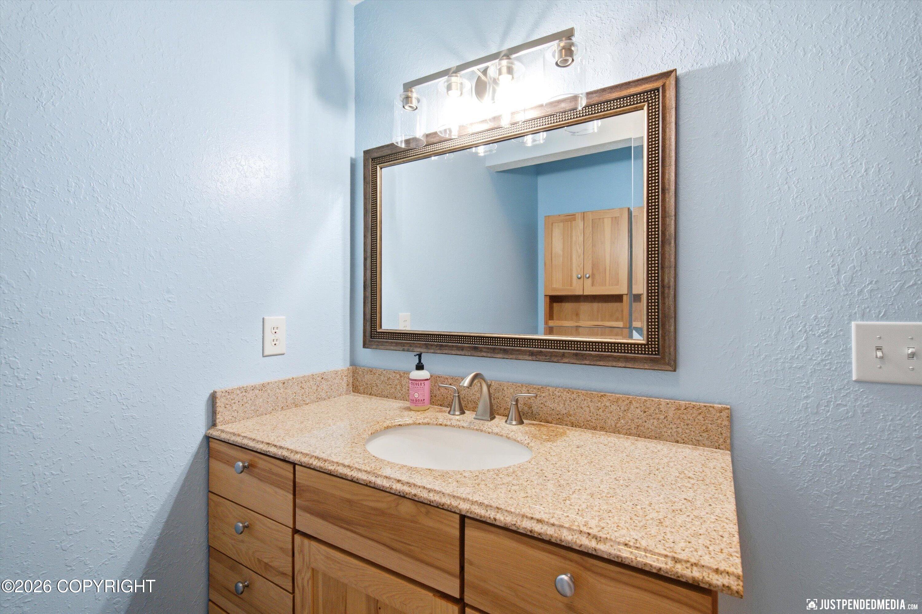 13100 Saunders Road Property Photo 28