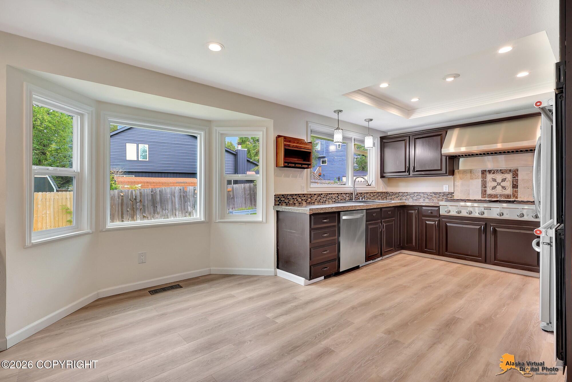 2901 Spinnaker Drive Property Photo 12