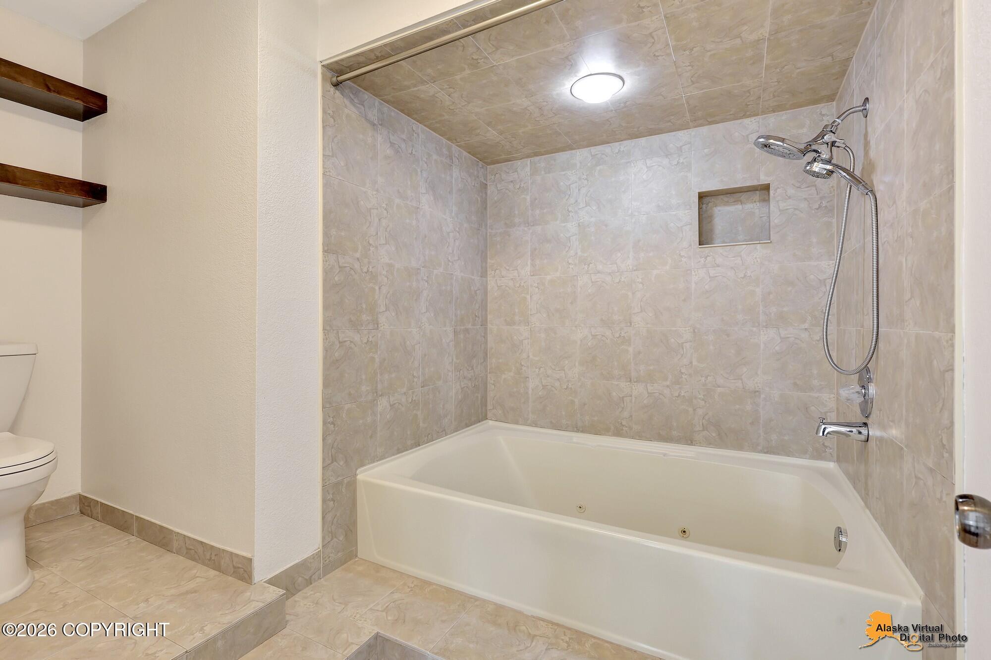 2901 Spinnaker Drive Property Photo 38