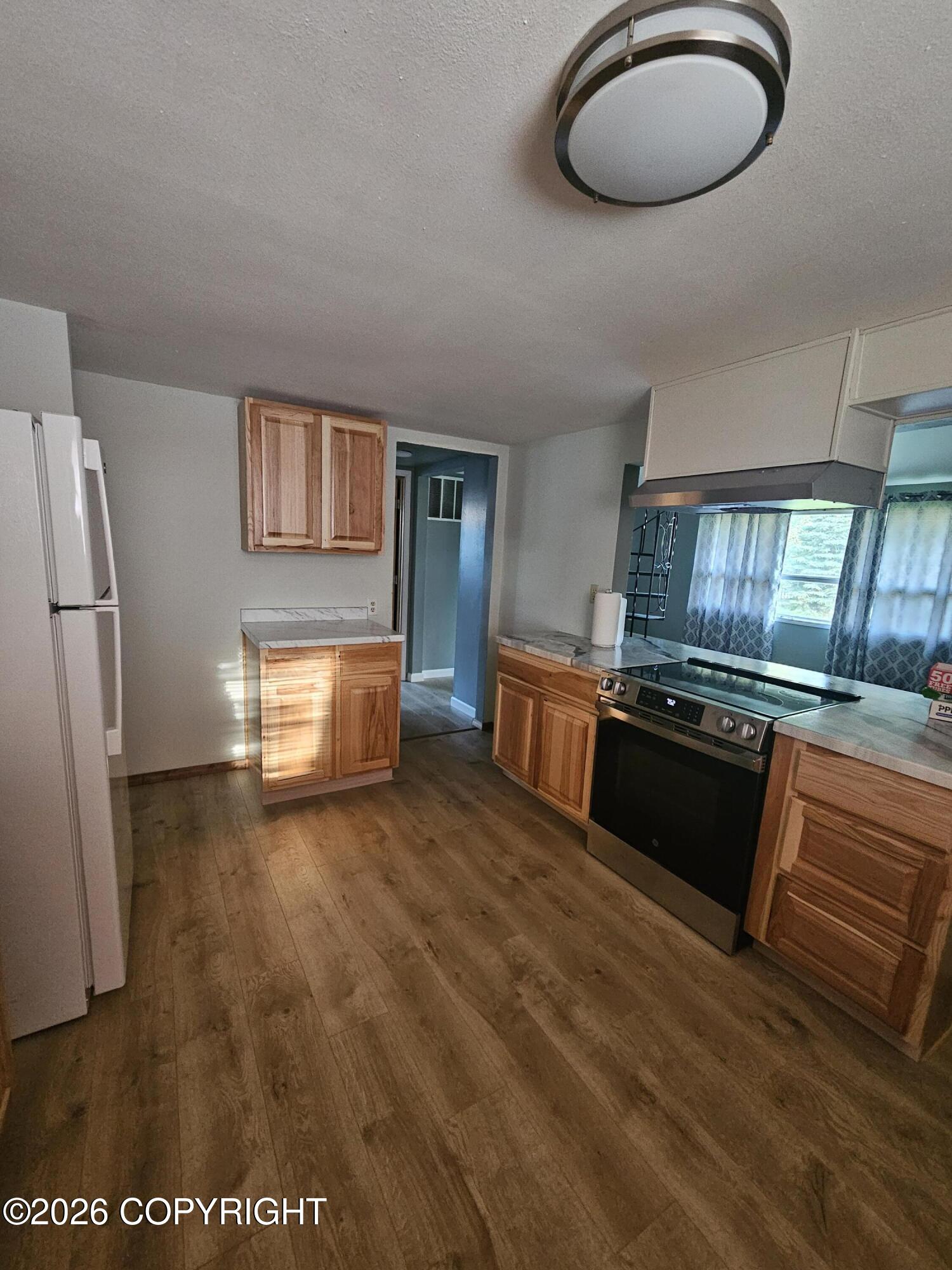 724 W 72nd Avenue Property Photo 9