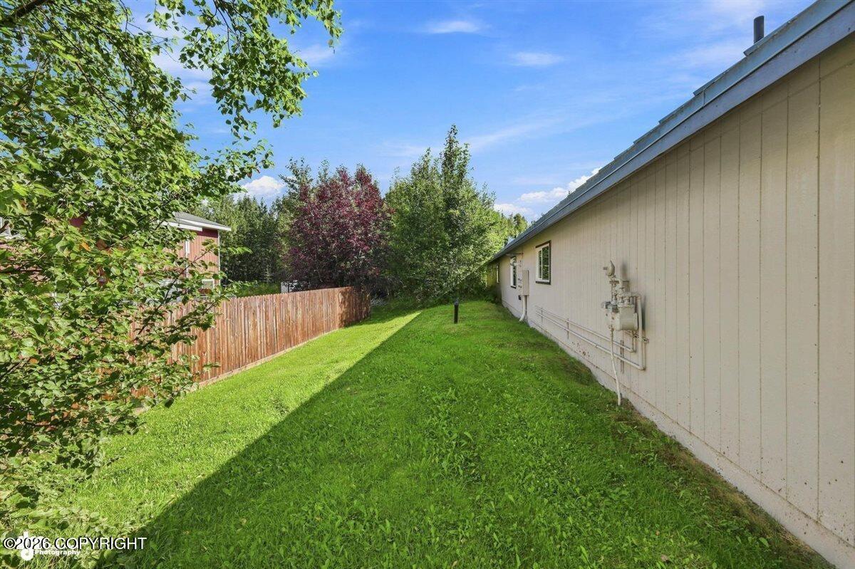 1825 N Silver Pond Circle Property Photo 36