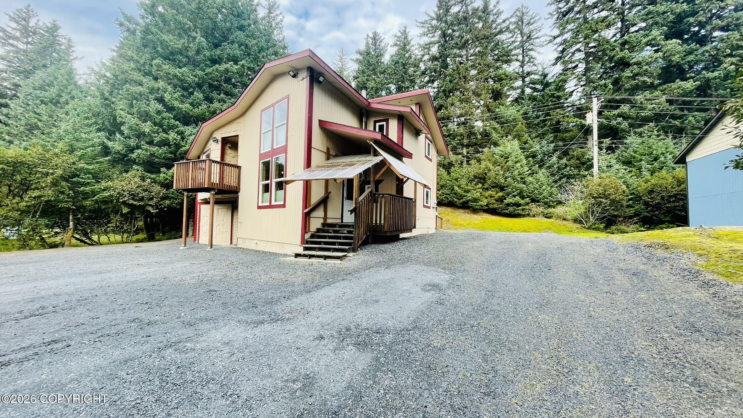 1815 Selief Lane Property Photo 3