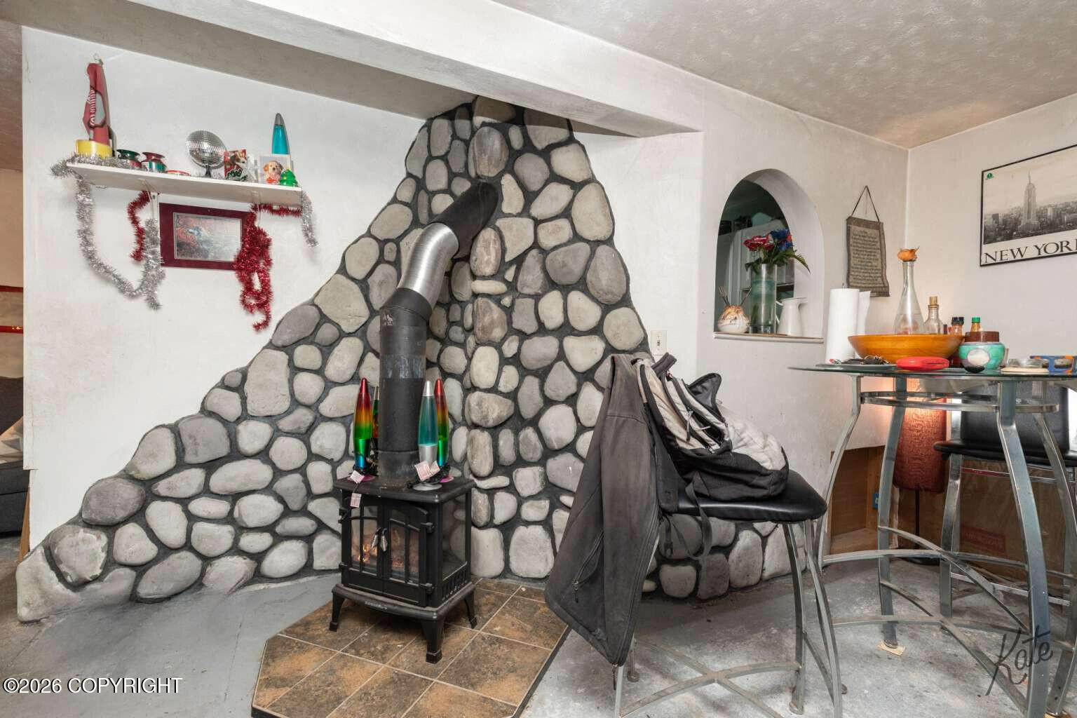 3175 Totem Drive Property Photo 4