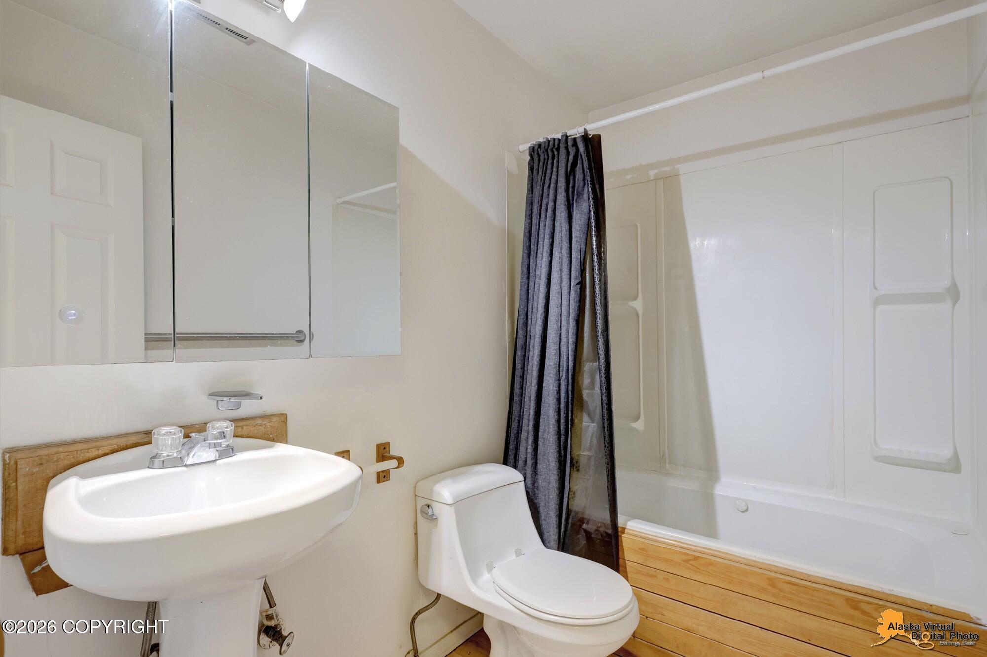 3111 W 33rd Avenue Property Photo 20
