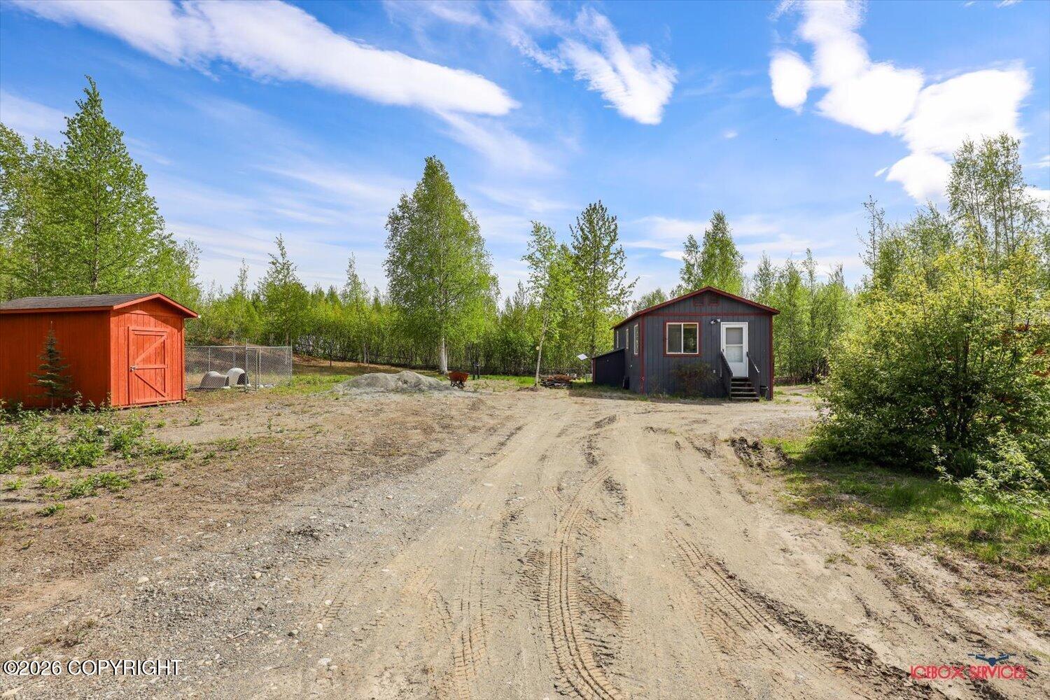 15730 W Hess Lane Property Photo 4