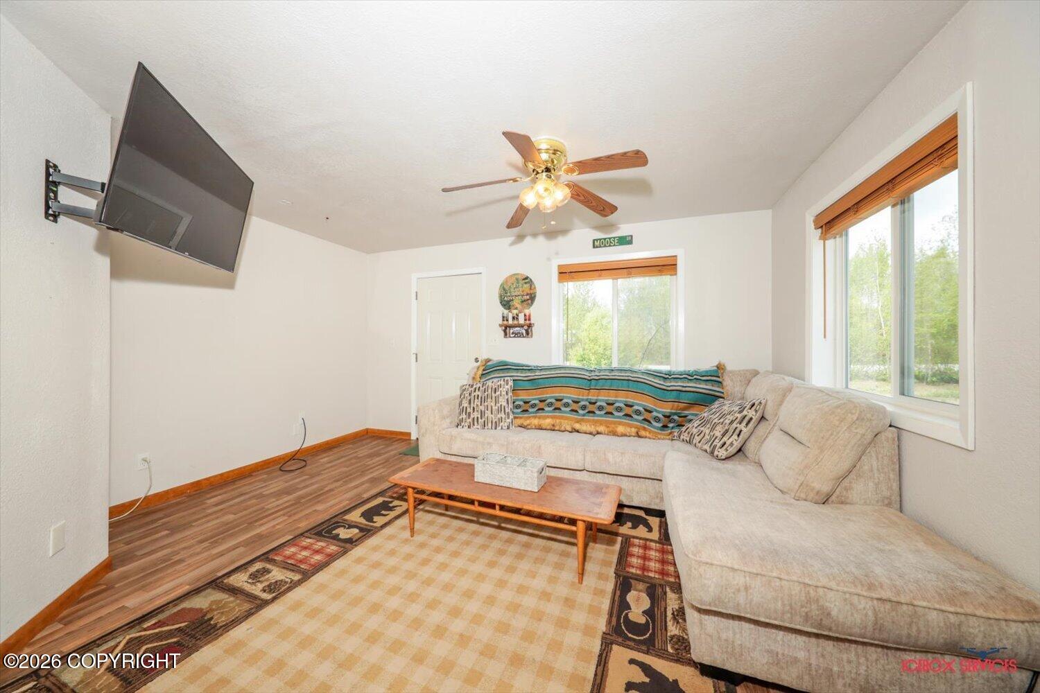 15730 W Hess Lane Property Photo 5