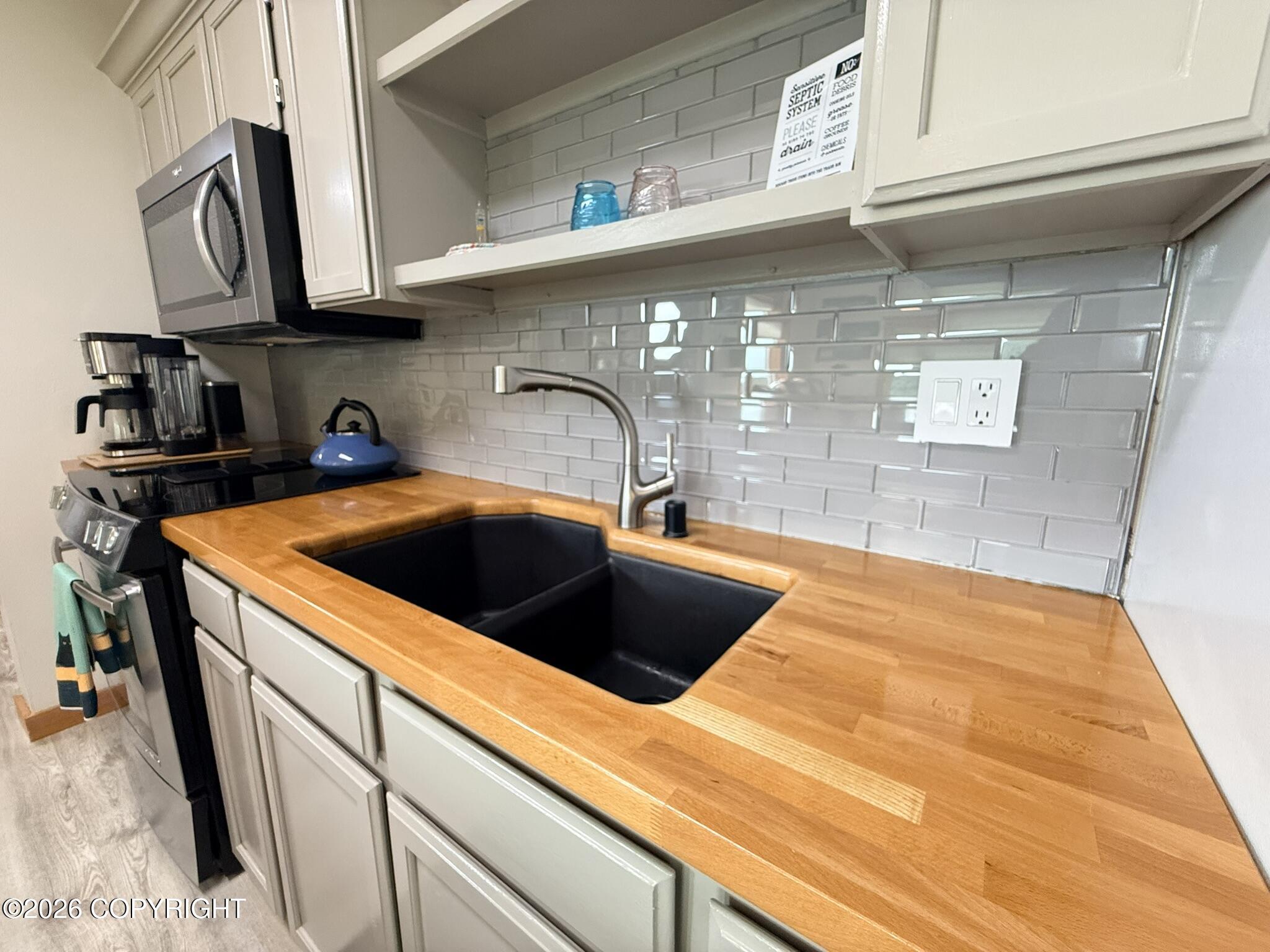 10758 Birch Circle Property Photo 12