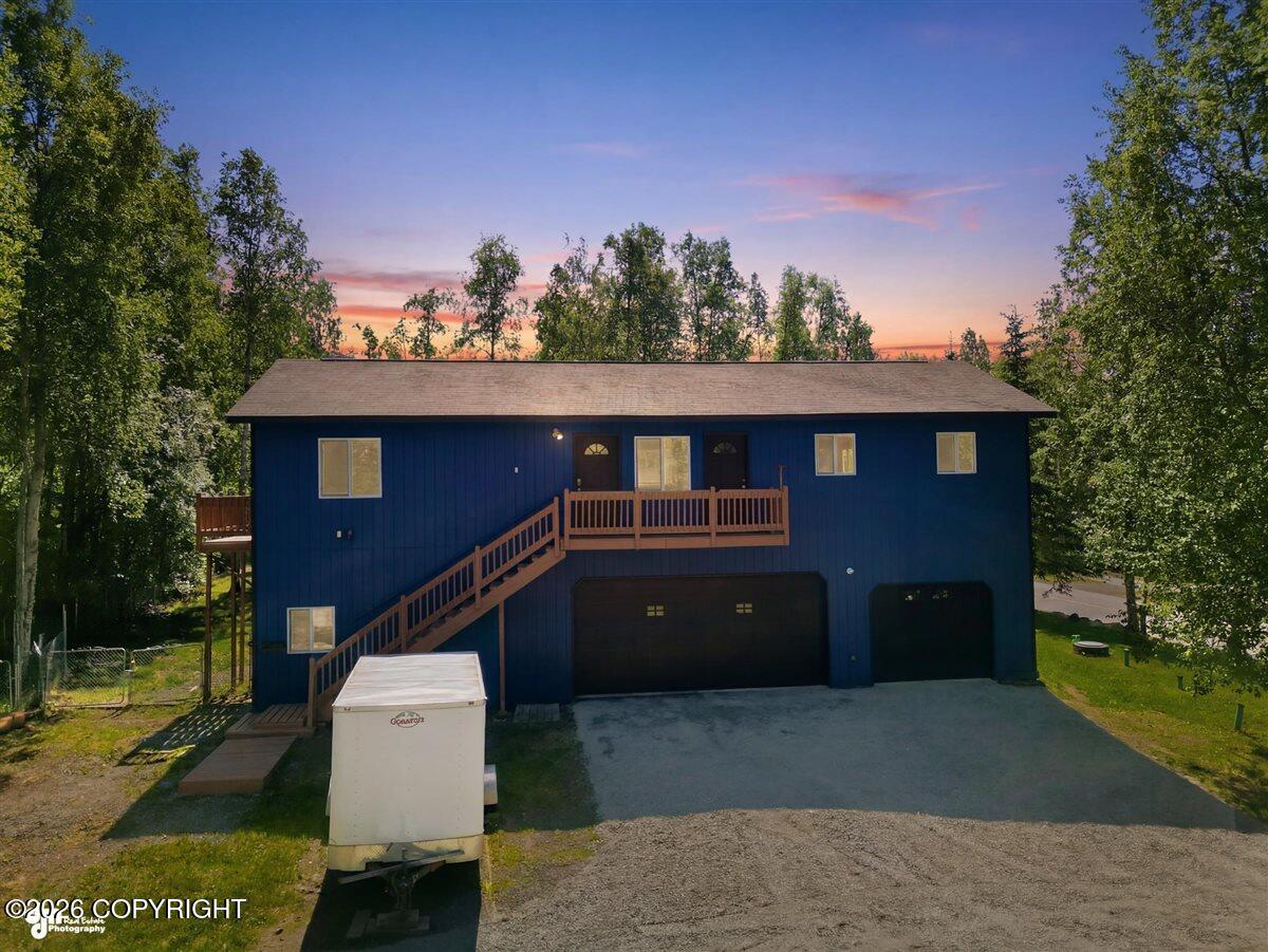 22625 Lake Hill Drive Property Photo 2