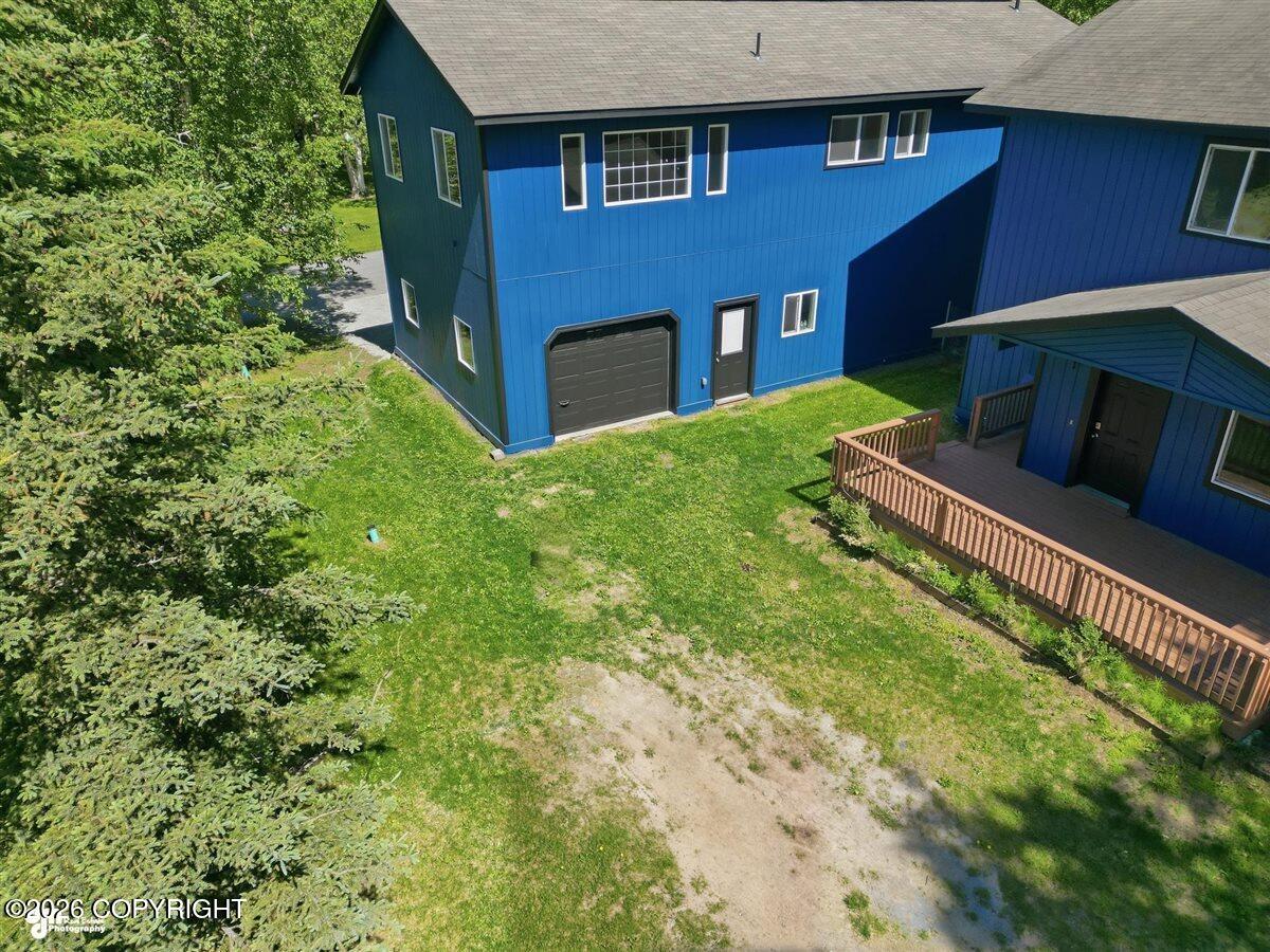 22625 Lake Hill Drive Property Photo 4
