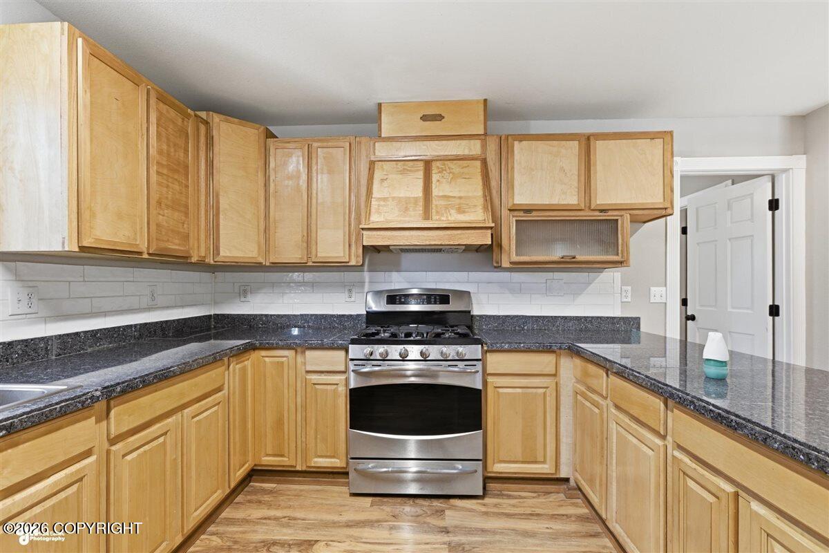 22625 Lake Hill Drive Property Photo 26