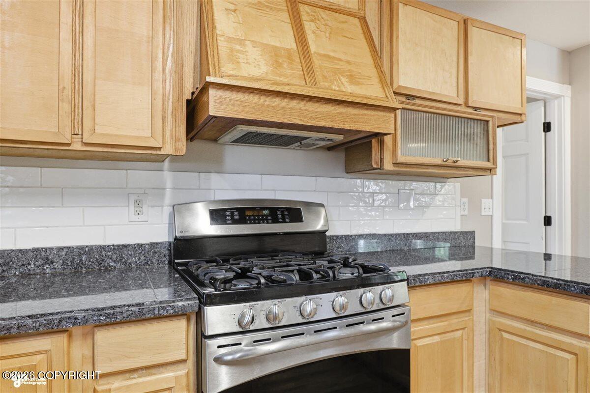 22625 Lake Hill Drive Property Photo 28