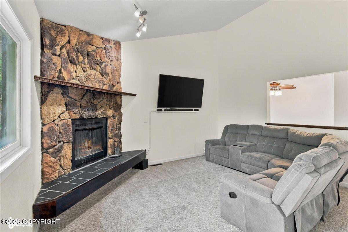 8301 Ragged Top Circle Property Photo 5