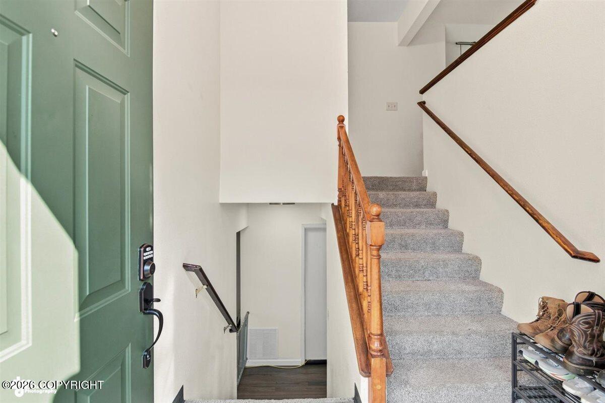 8301 Ragged Top Circle Property Photo 8