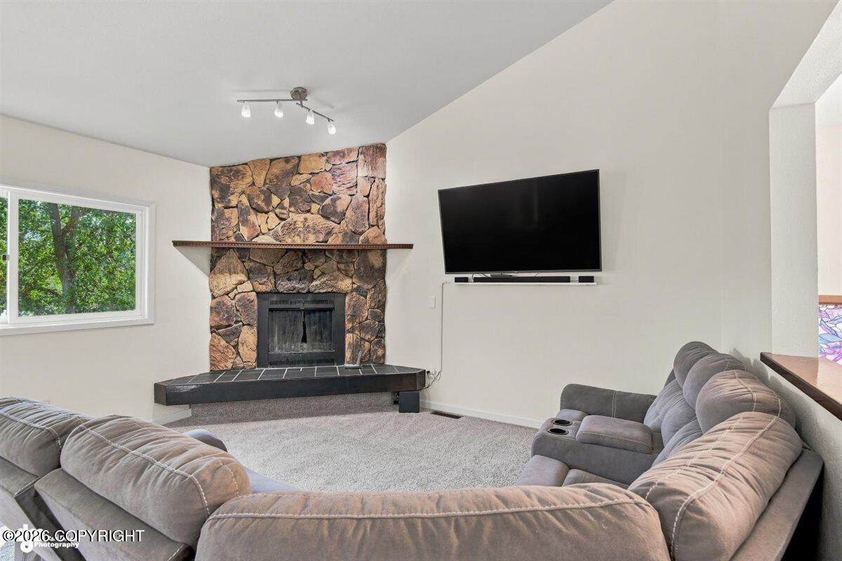 8301 Ragged Top Circle Property Photo 9