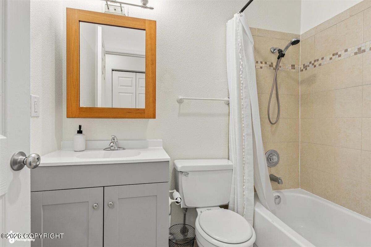 8301 Ragged Top Circle Property Photo 14