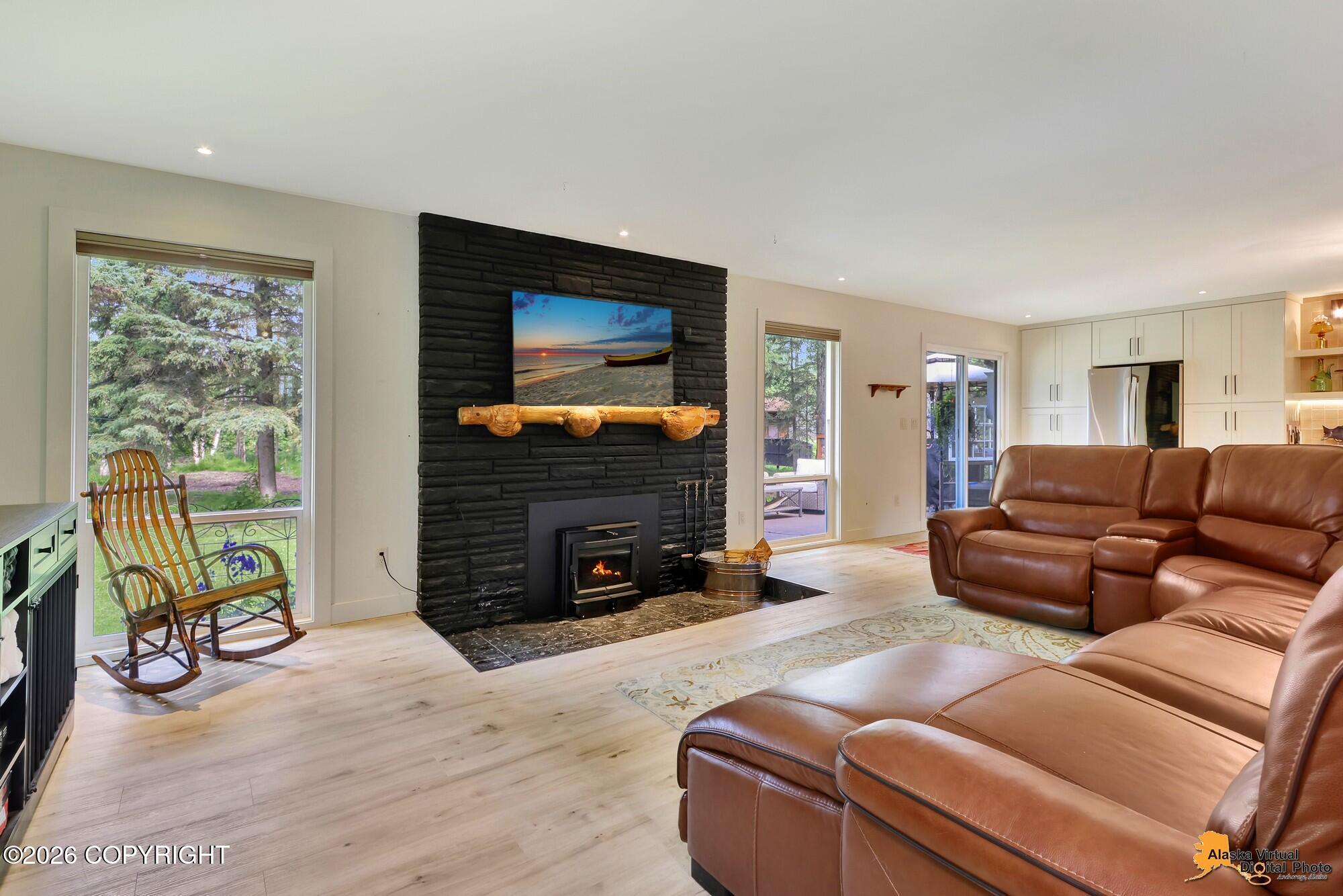 12301 Hilltop Drive Property Photo 11