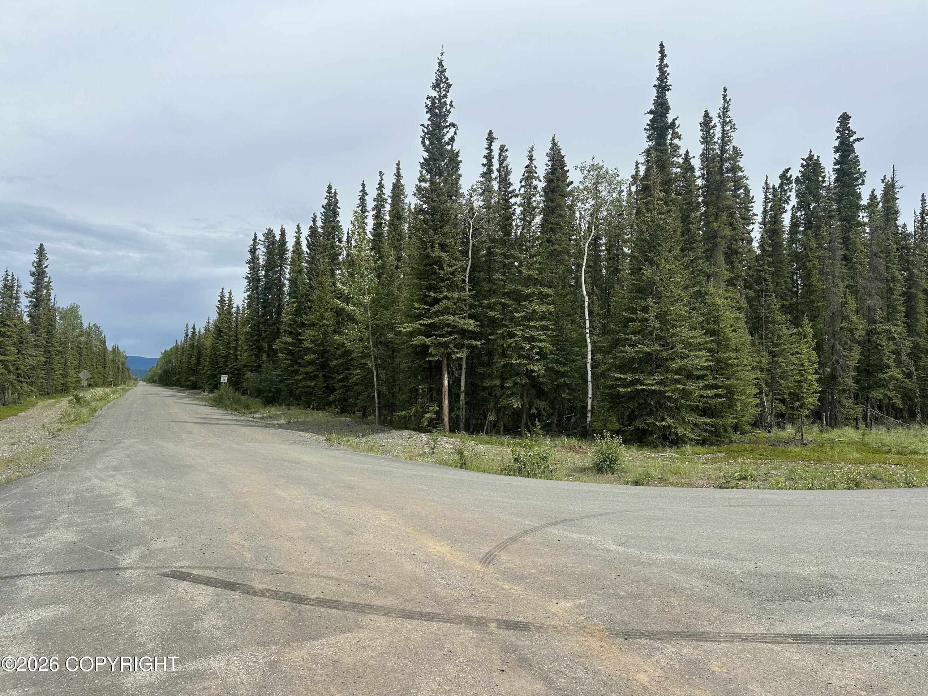 L1 B7 Borealis & Mackenzie Road Property Photo 2