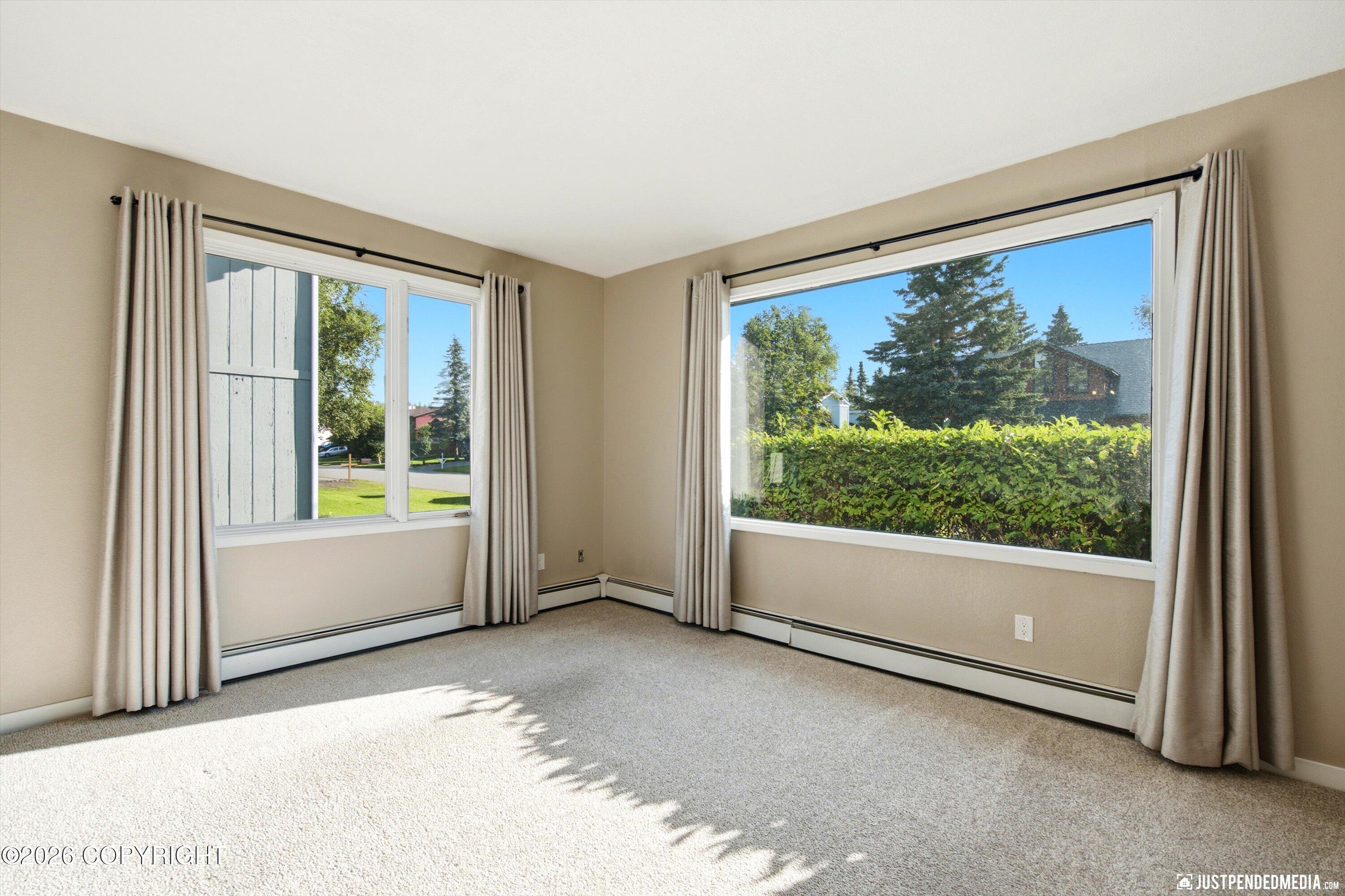 2420 Scarborough Drive Property Photo 6