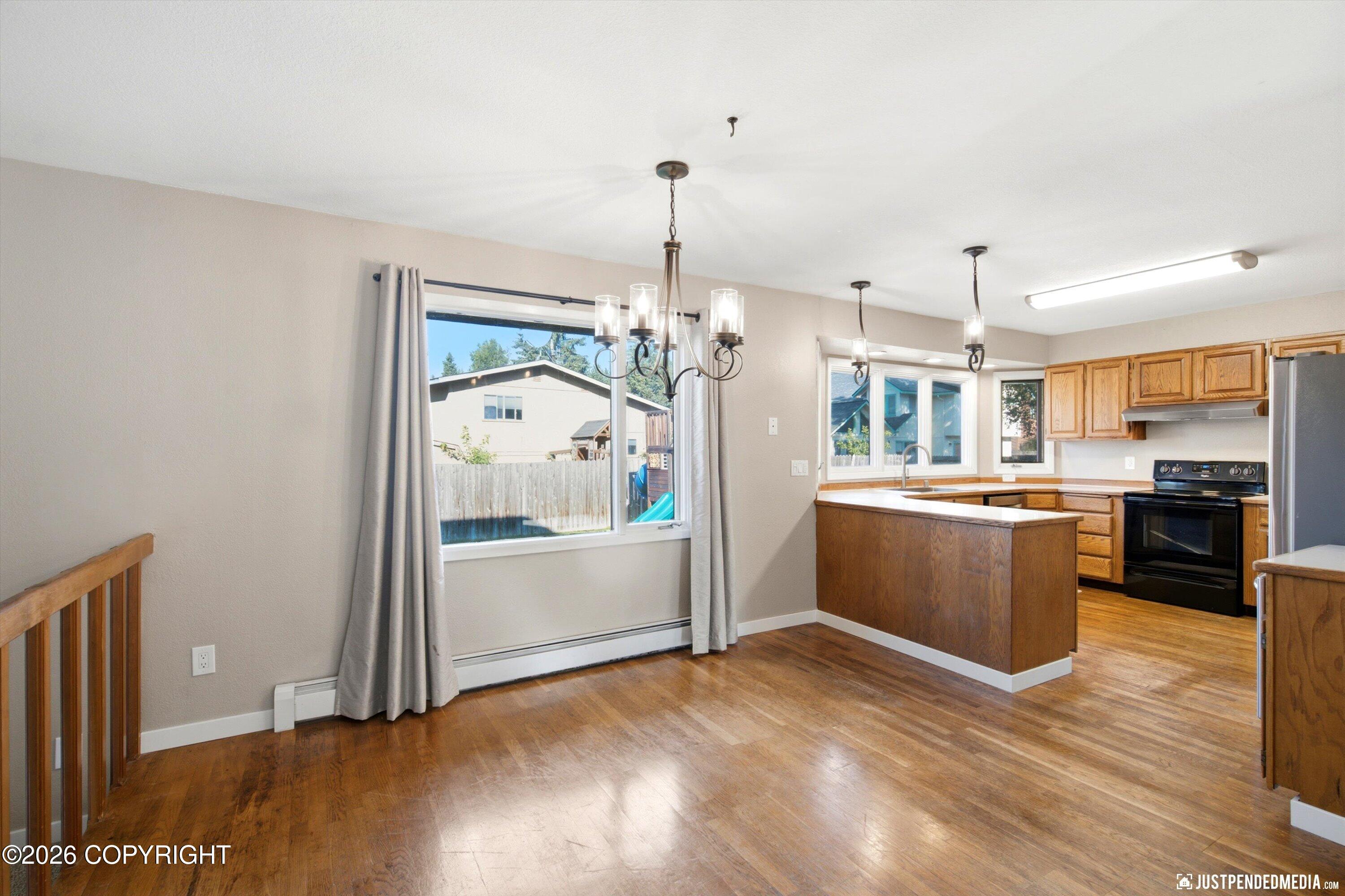 2420 Scarborough Drive Property Photo 12
