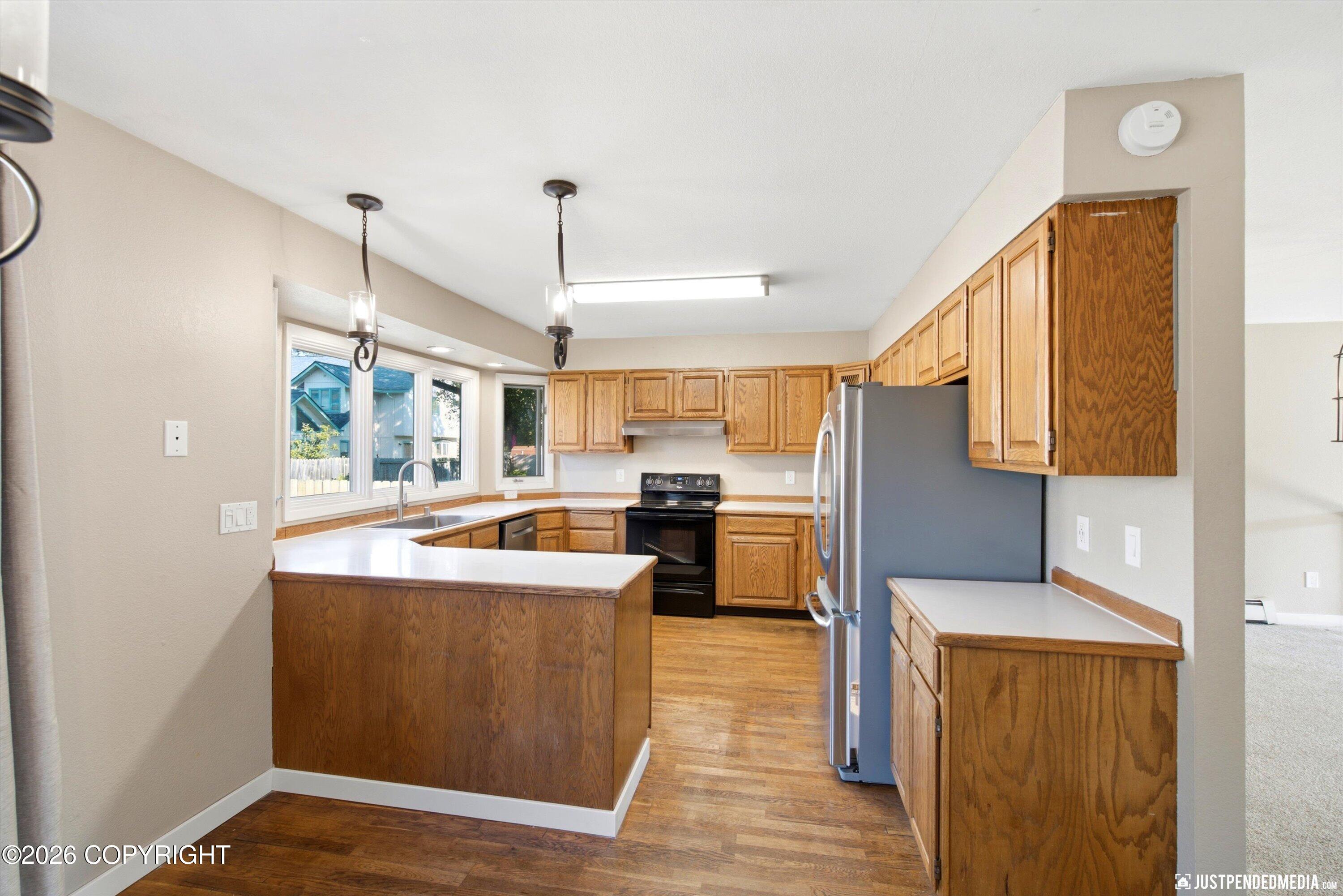 2420 Scarborough Drive Property Photo 13