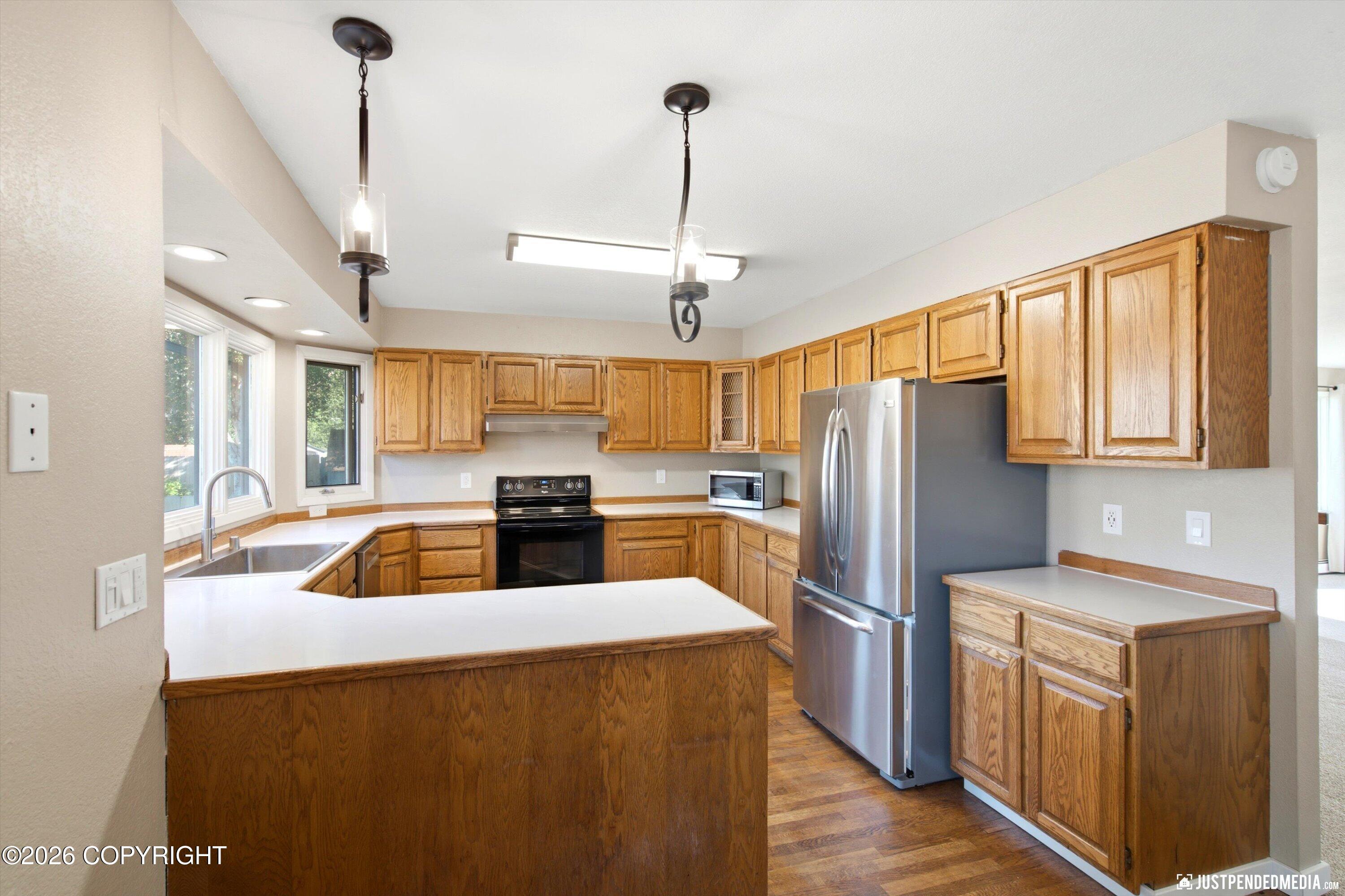 2420 Scarborough Drive Property Photo 14