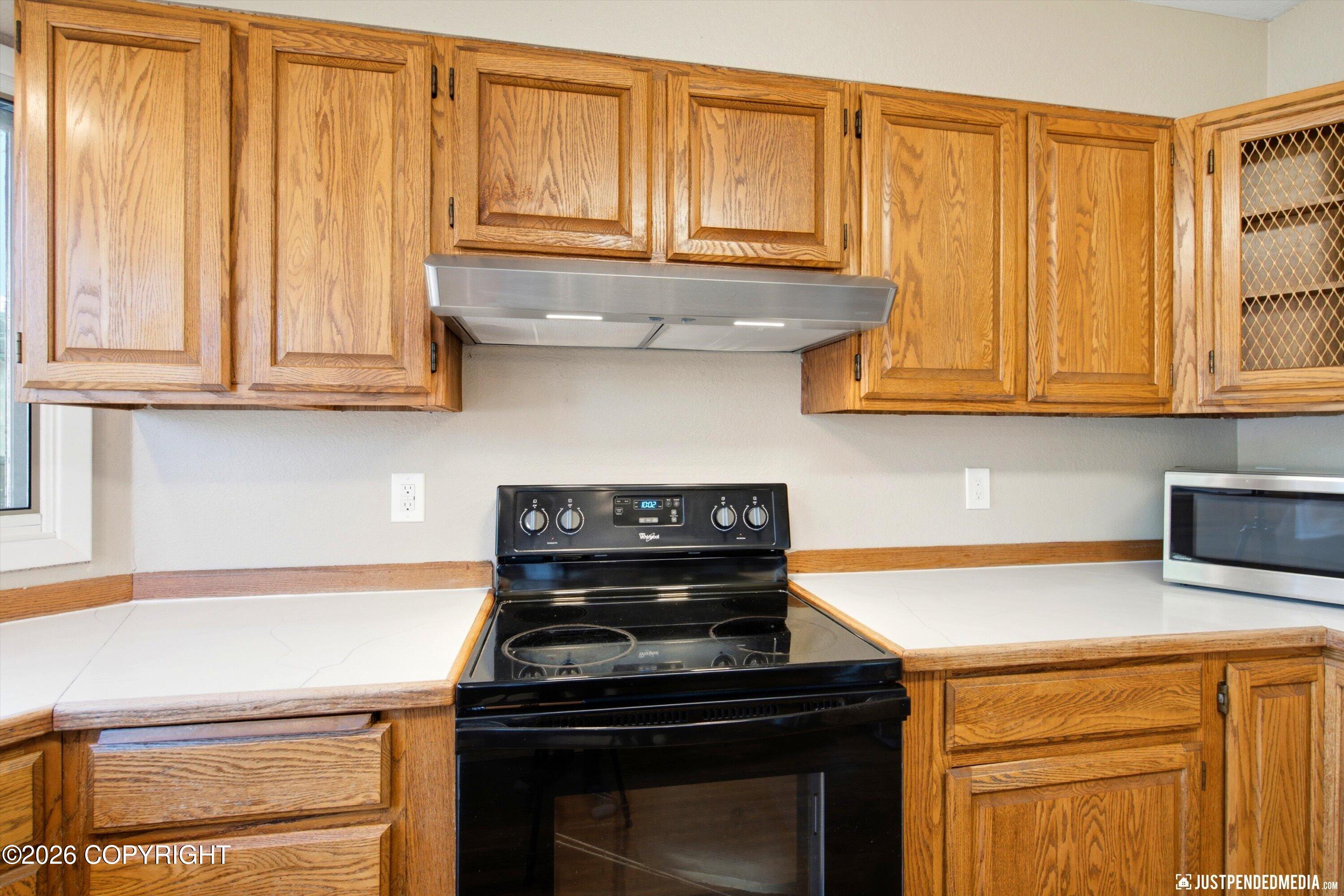 2420 Scarborough Drive Property Photo 17