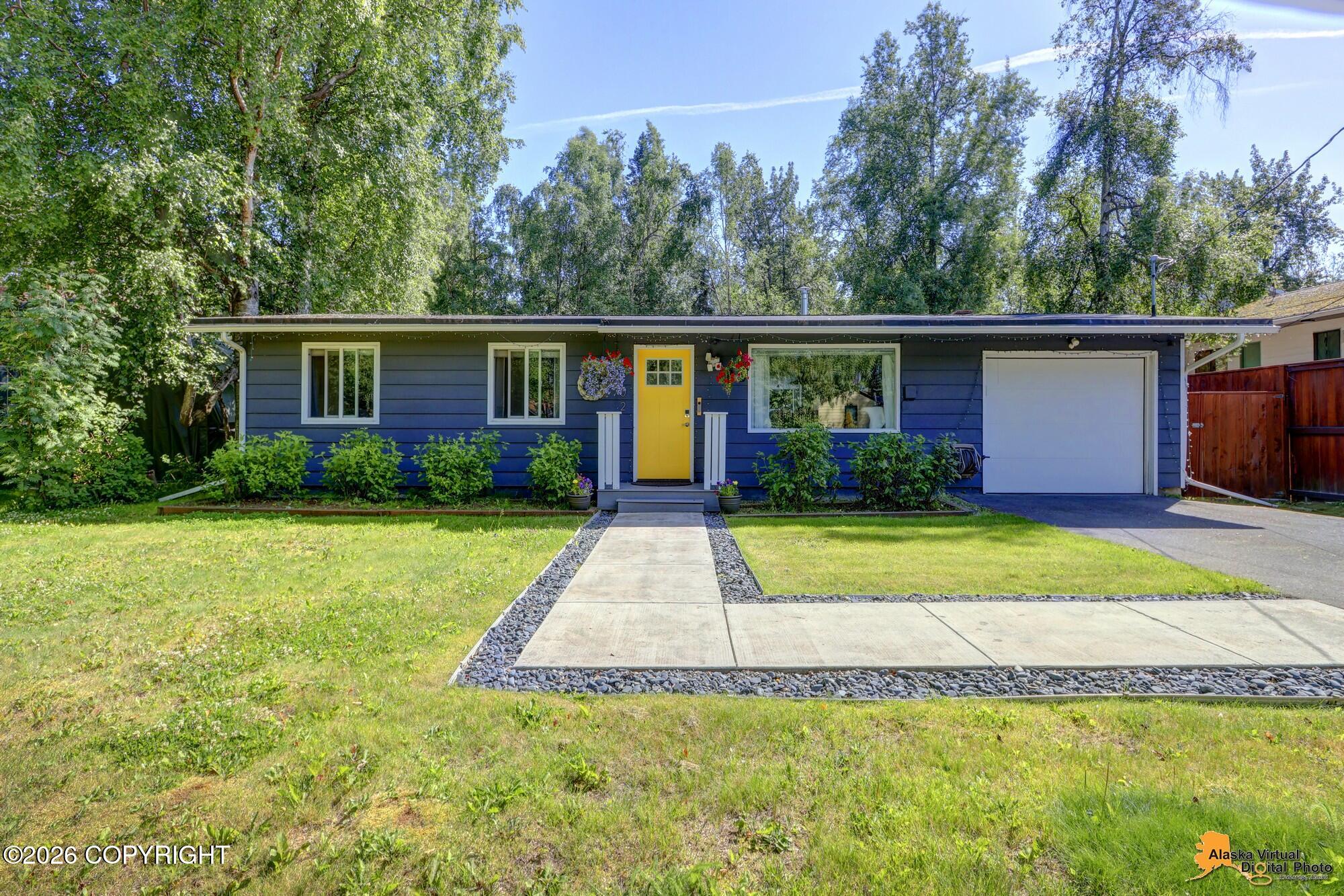 2102 Roosevelt Drive Property Photo 1