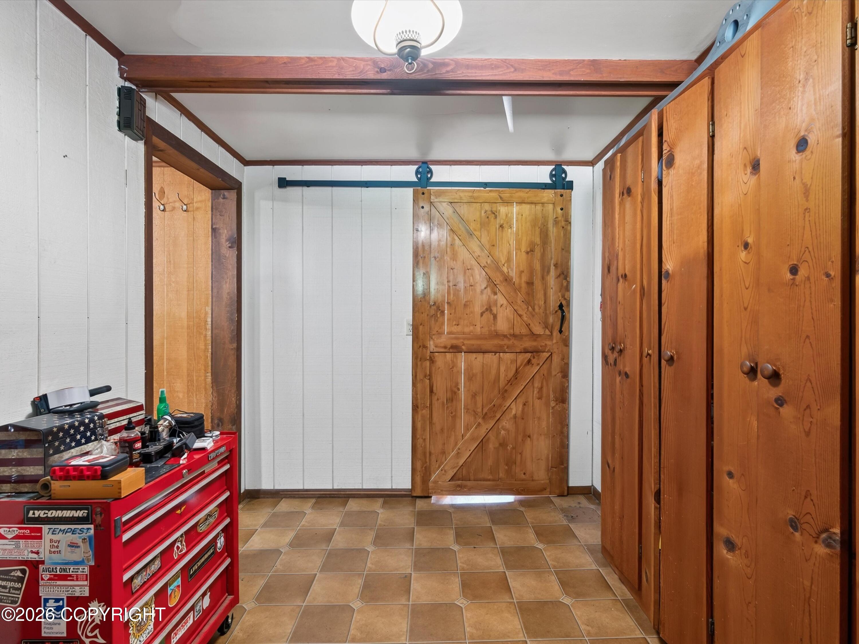 1000 Park Avenue Property Photo 28