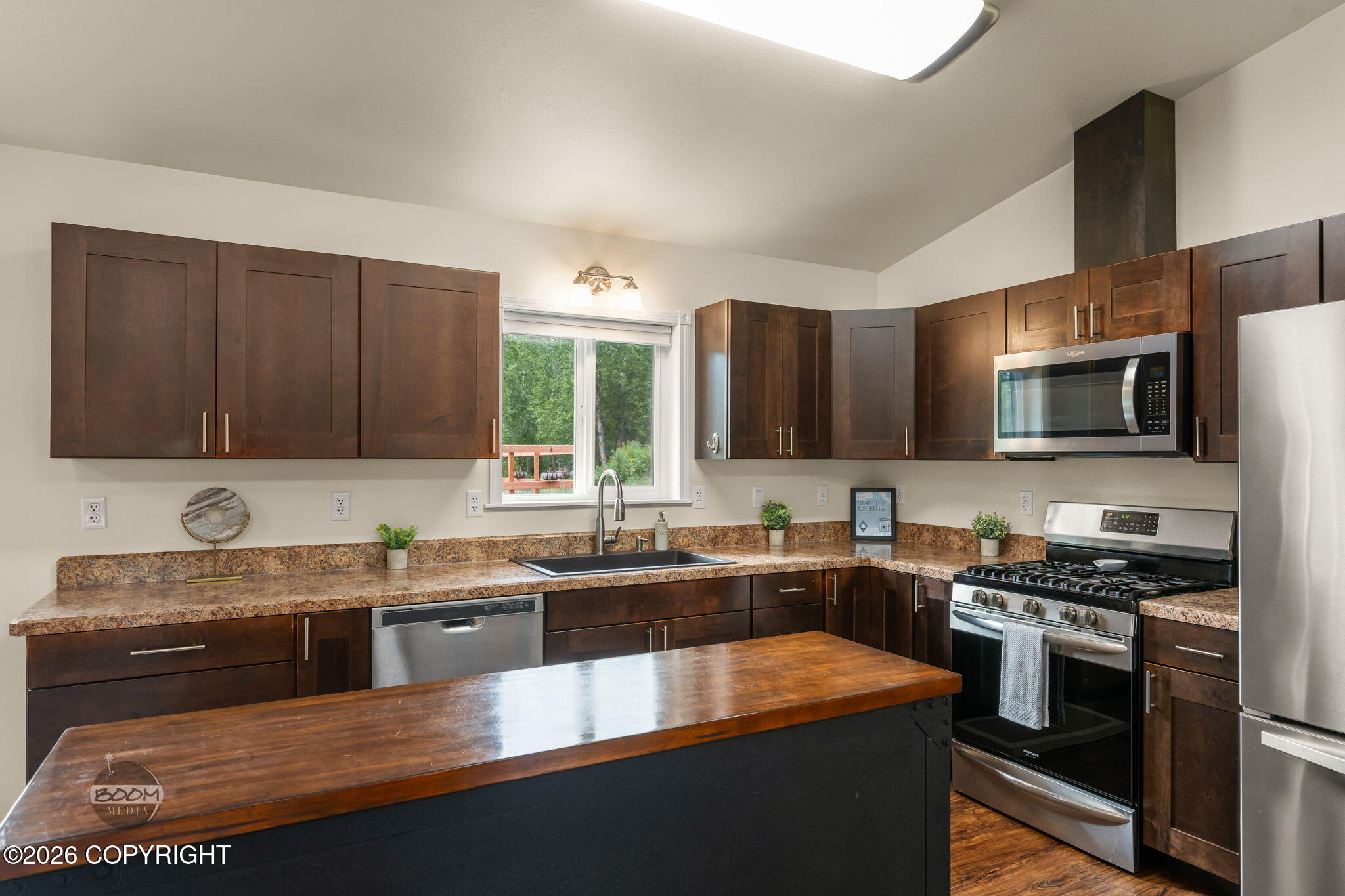 8281 E Gold Bullion Boulevard Property Photo 11