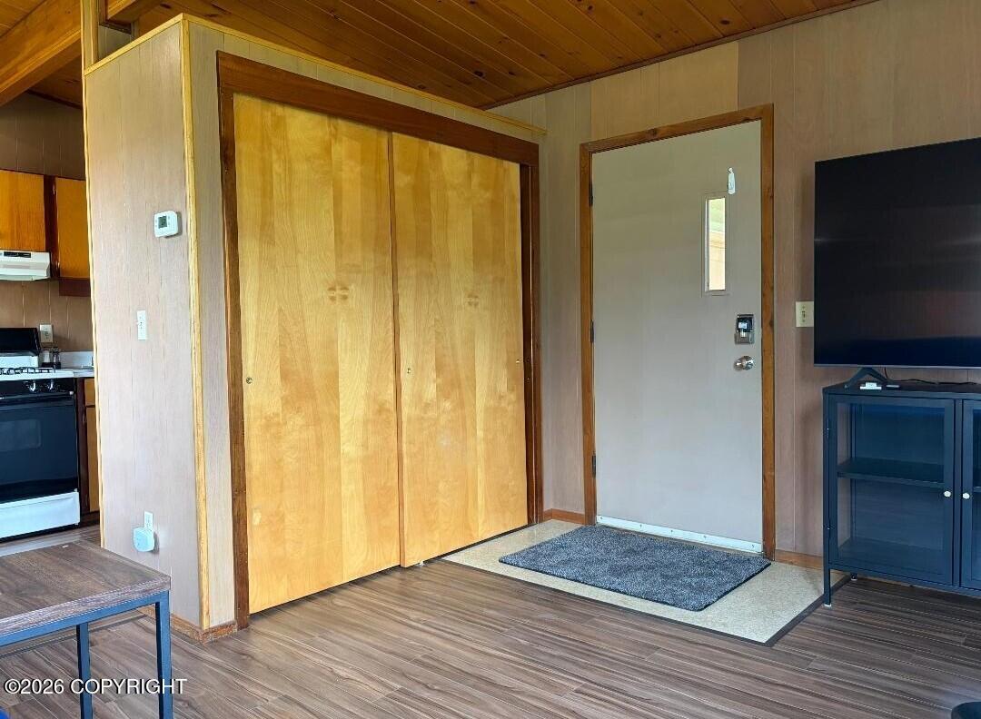 3941 Merrill Drive Property Photo 4