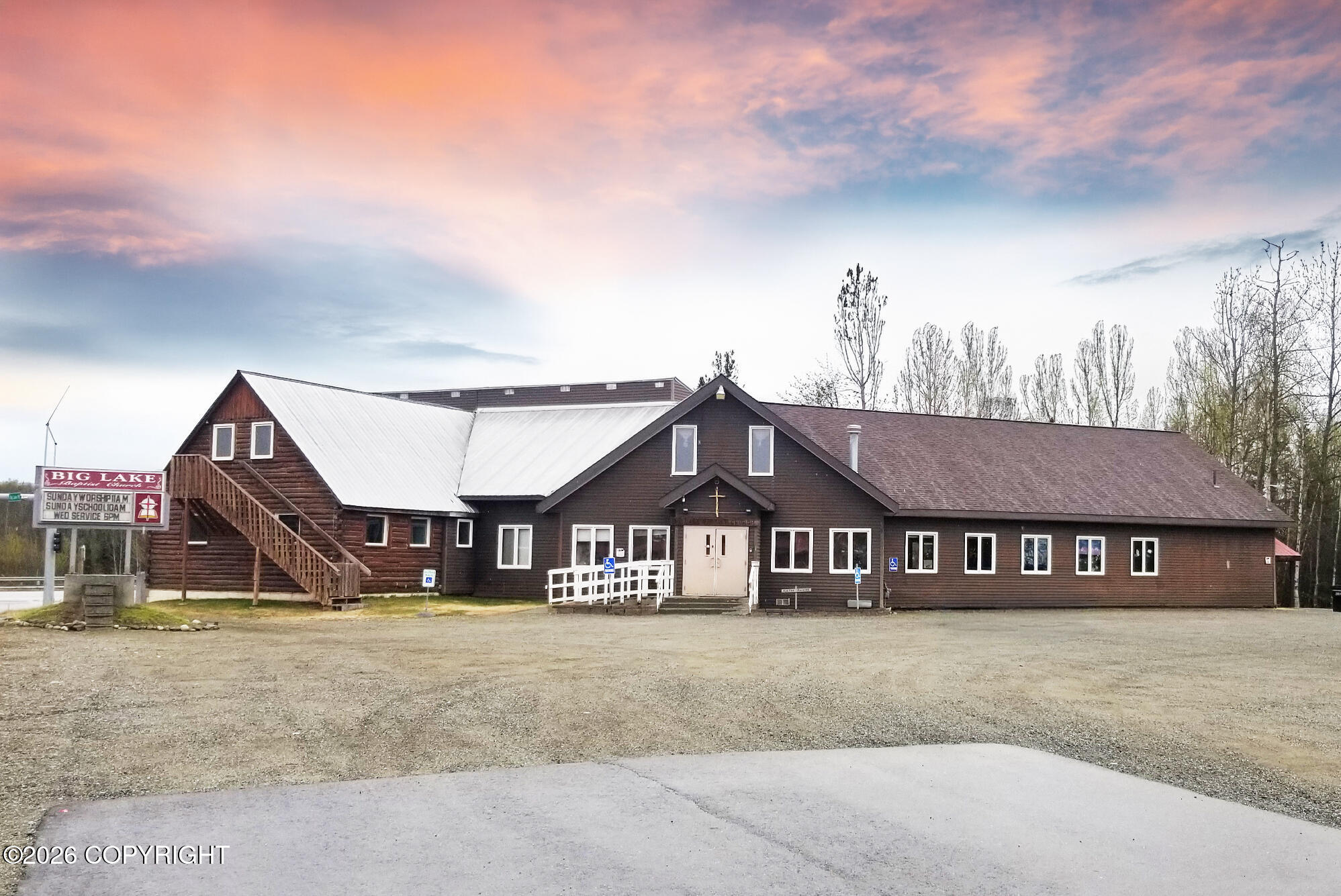 10864 W Parks Highway Property Photo 1