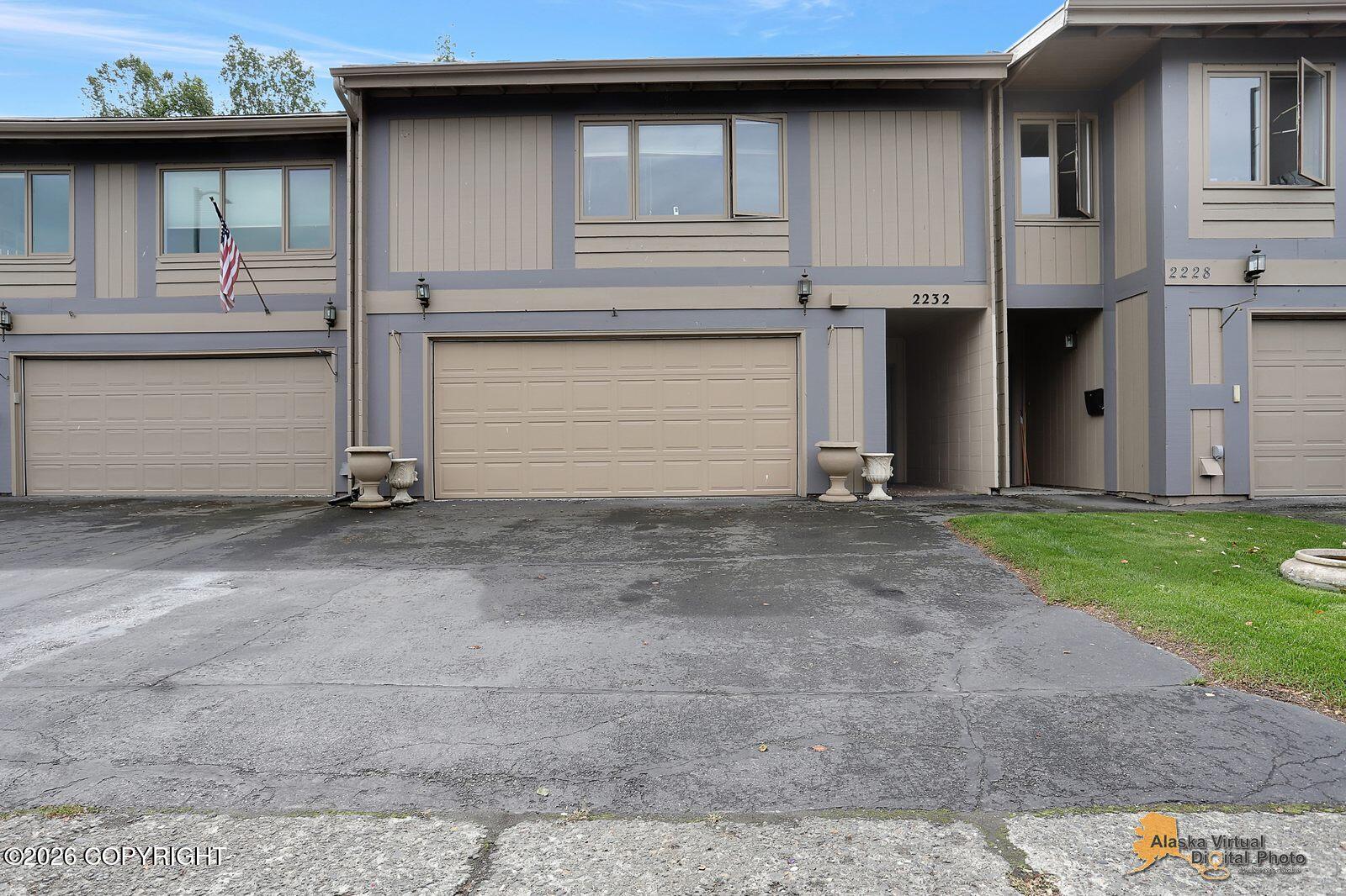2232 Sorbus Way Property Photo 1