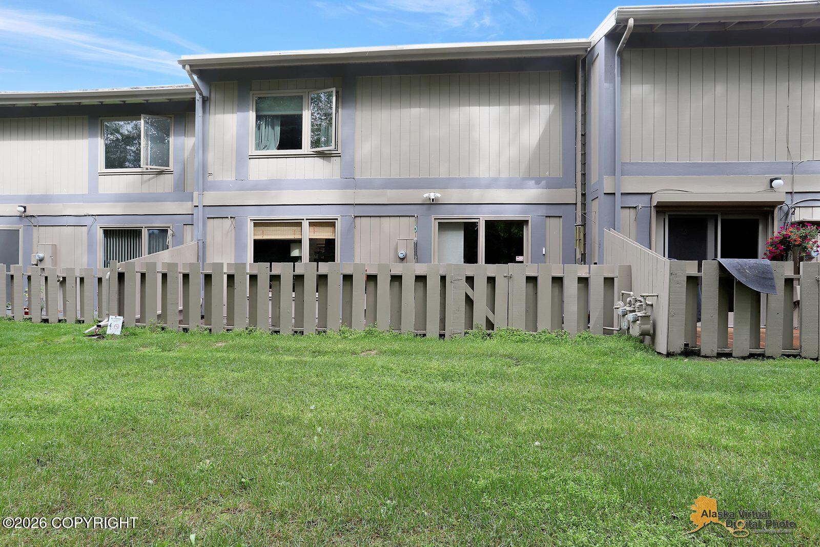 2232 Sorbus Way Property Photo 33