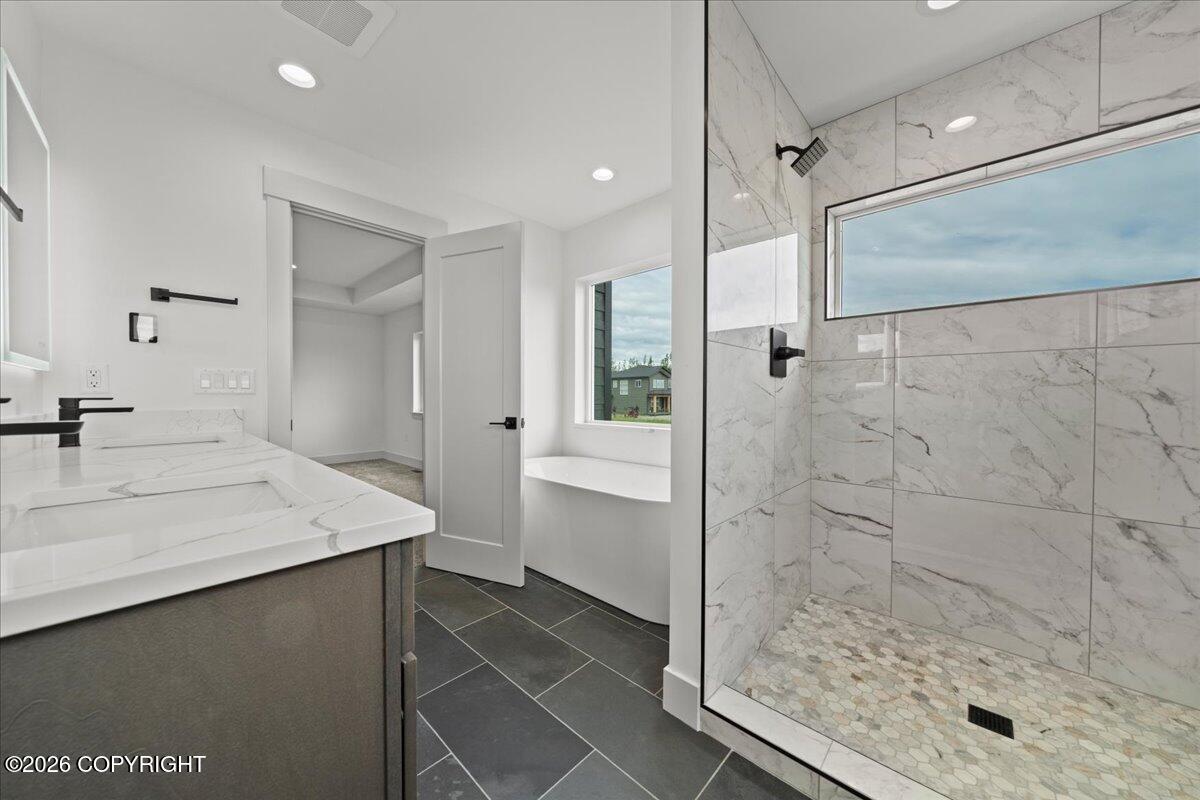 2528 S Rainbow View Circle Property Photo 19