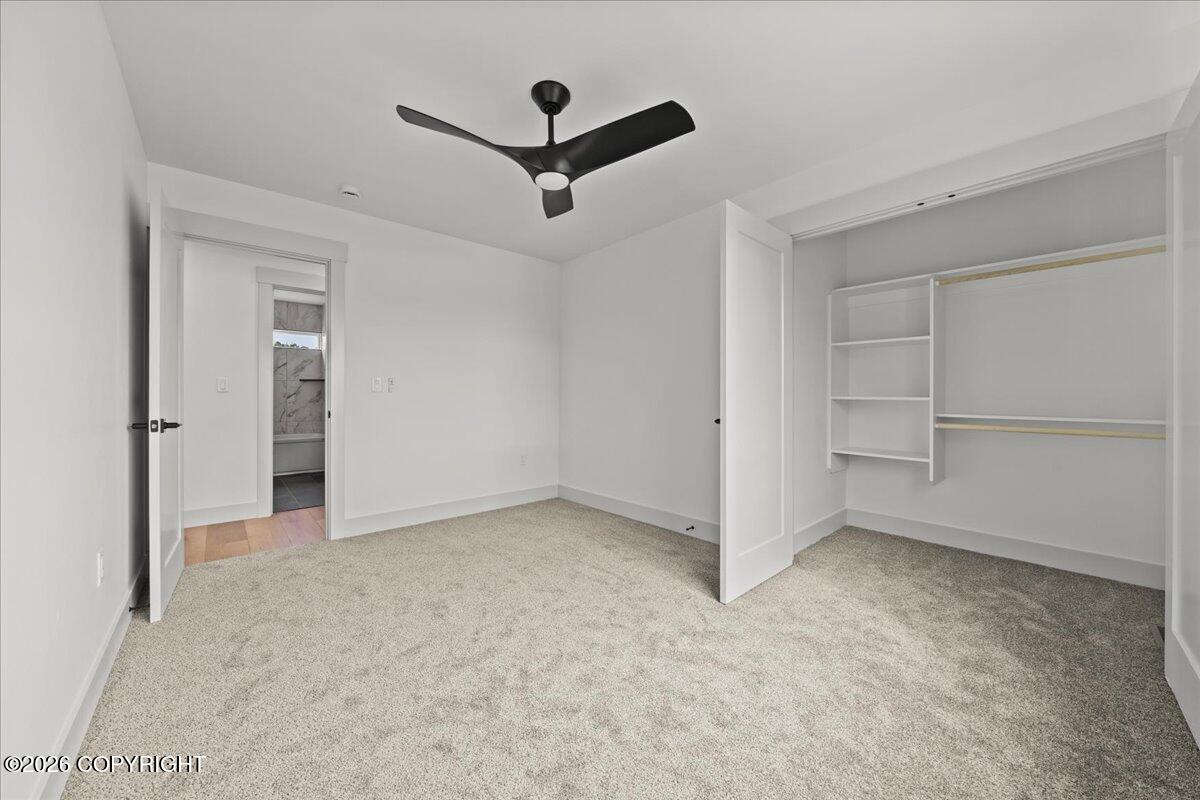 2528 S Rainbow View Circle Property Photo 21