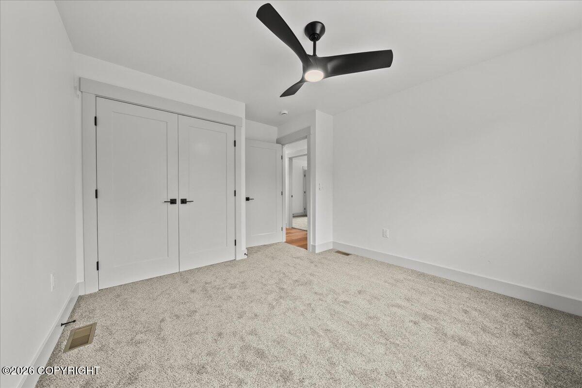 2528 S Rainbow View Circle Property Photo 23