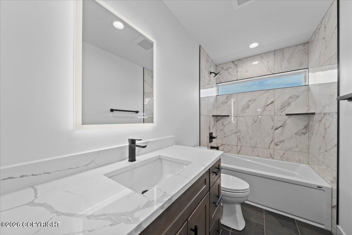 2528 S Rainbow View Circle Property Photo 24