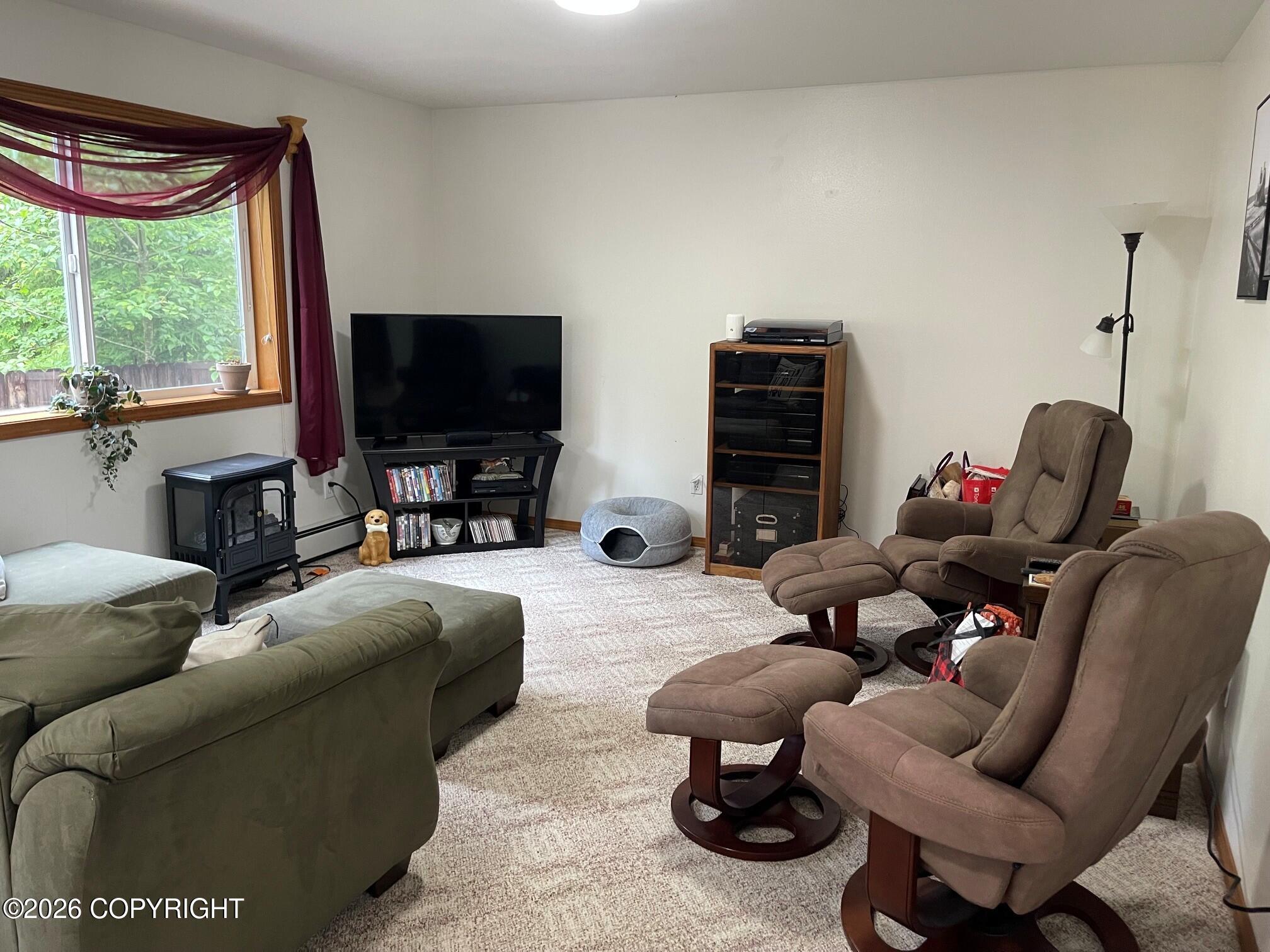 870 Summit Terrace Property Photo 3