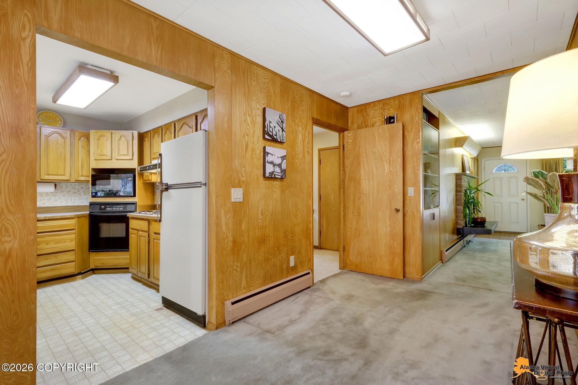 1416 W 23rd Avenue Property Photo 9