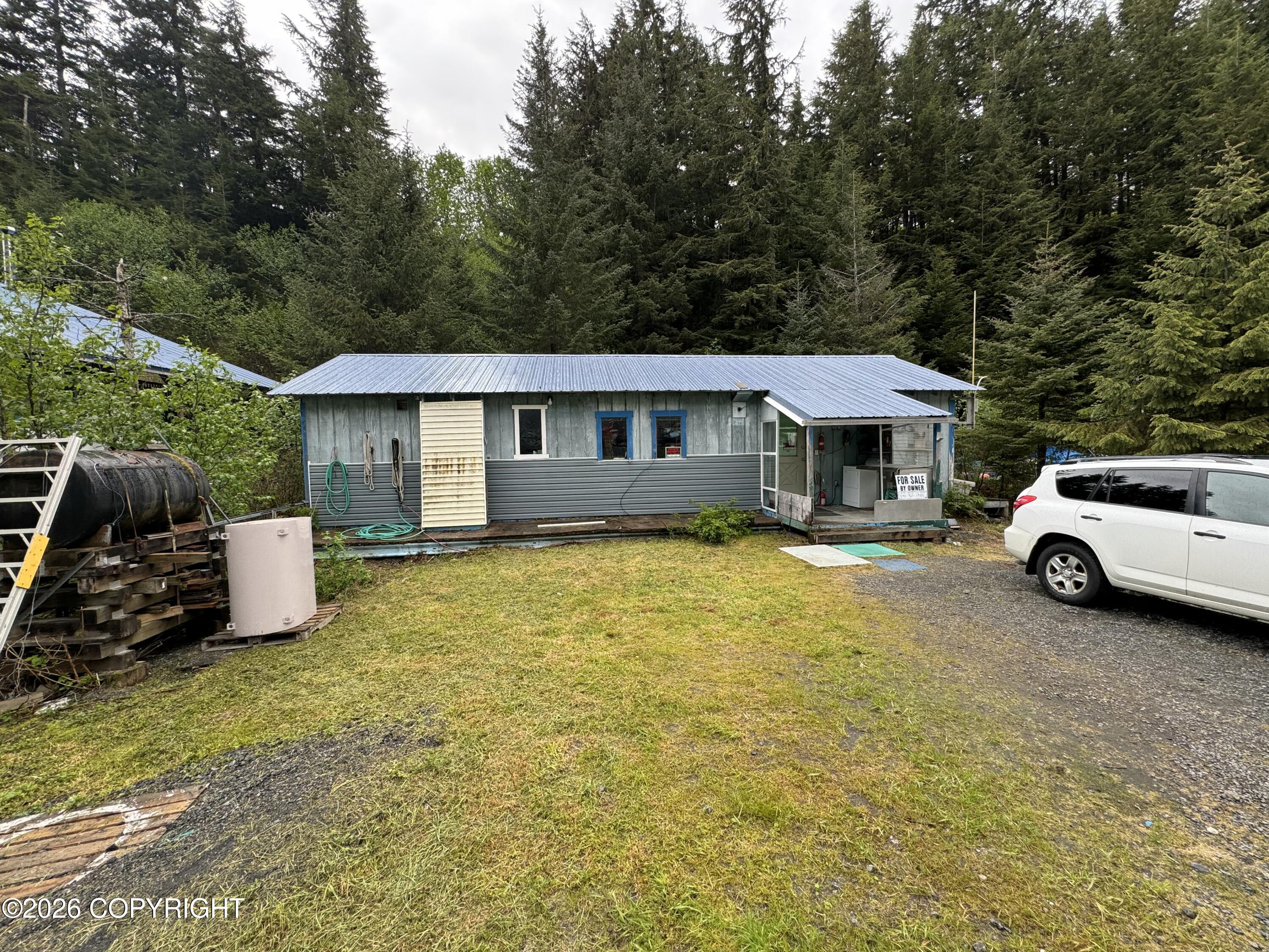 1805 Whitshed Road Property Photo 1