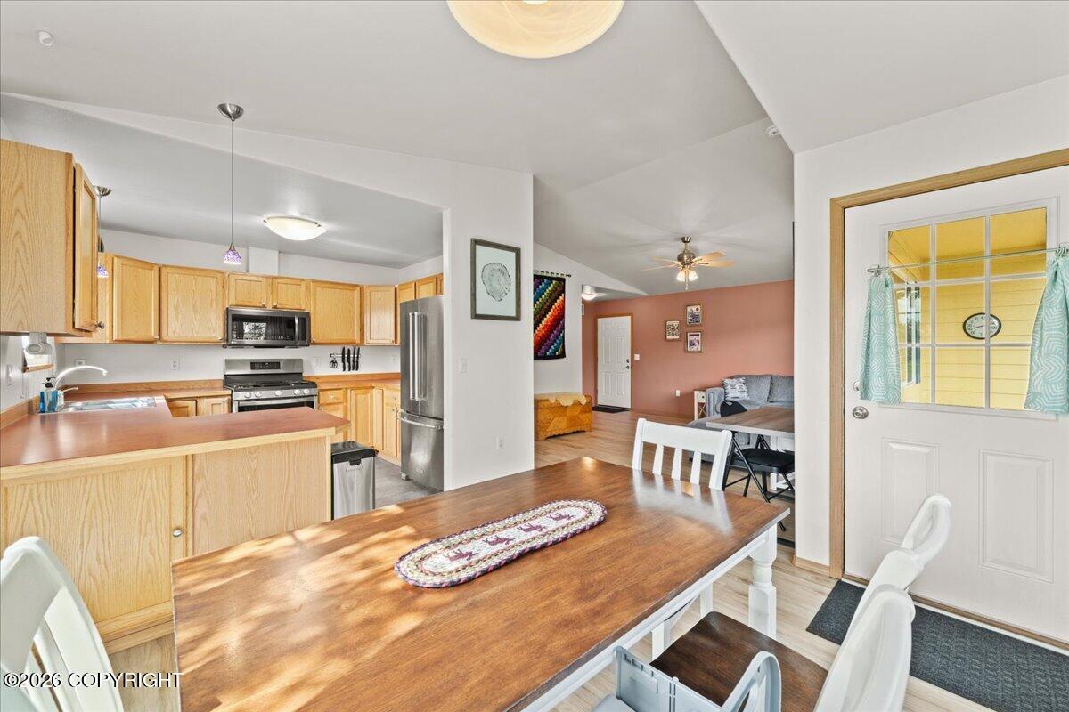 506 N Chugach Street Property Photo 18