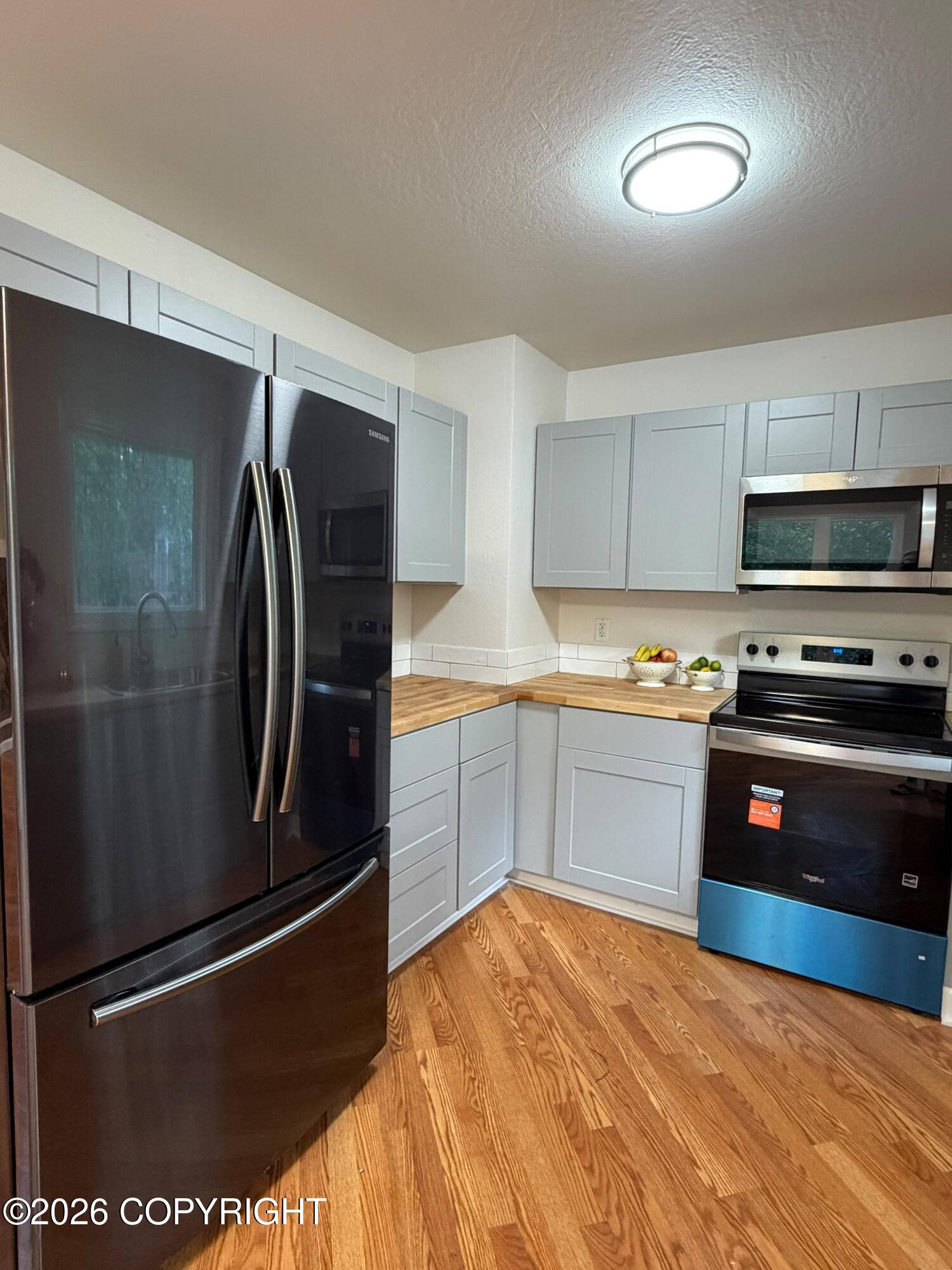 1900 Bluegrass Circle Property Photo 1