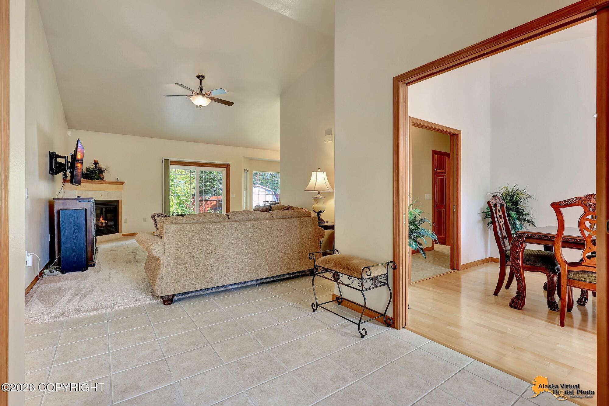 2491 W Stonebridge Drive Property Photo 7