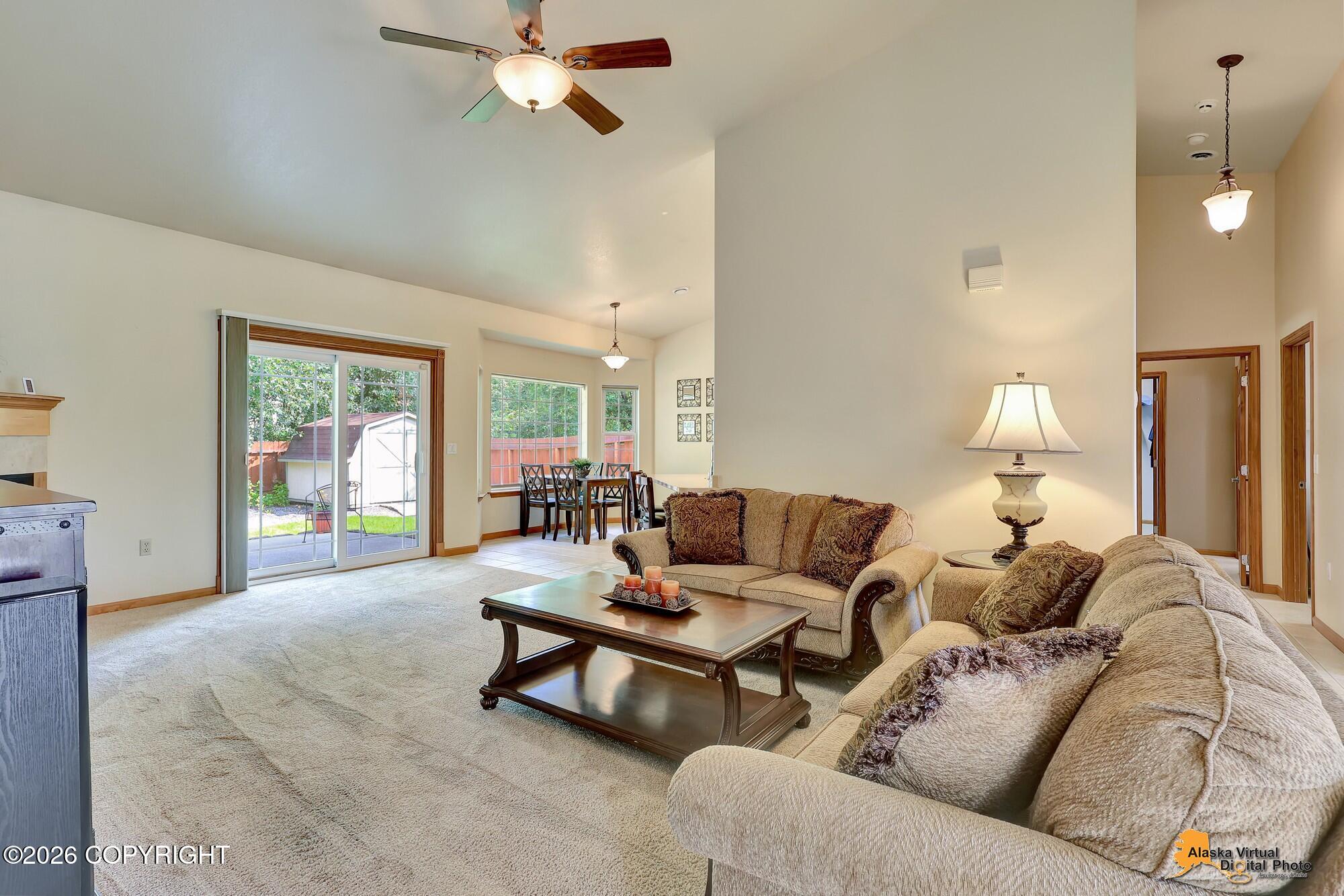2491 W Stonebridge Drive Property Photo 10