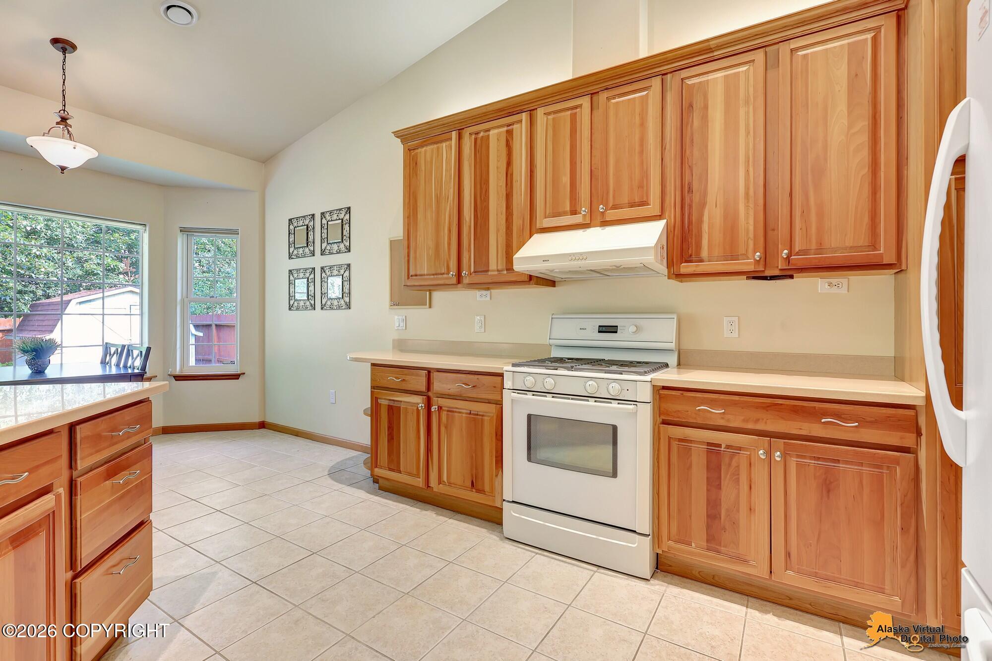 2491 W Stonebridge Drive Property Photo 18