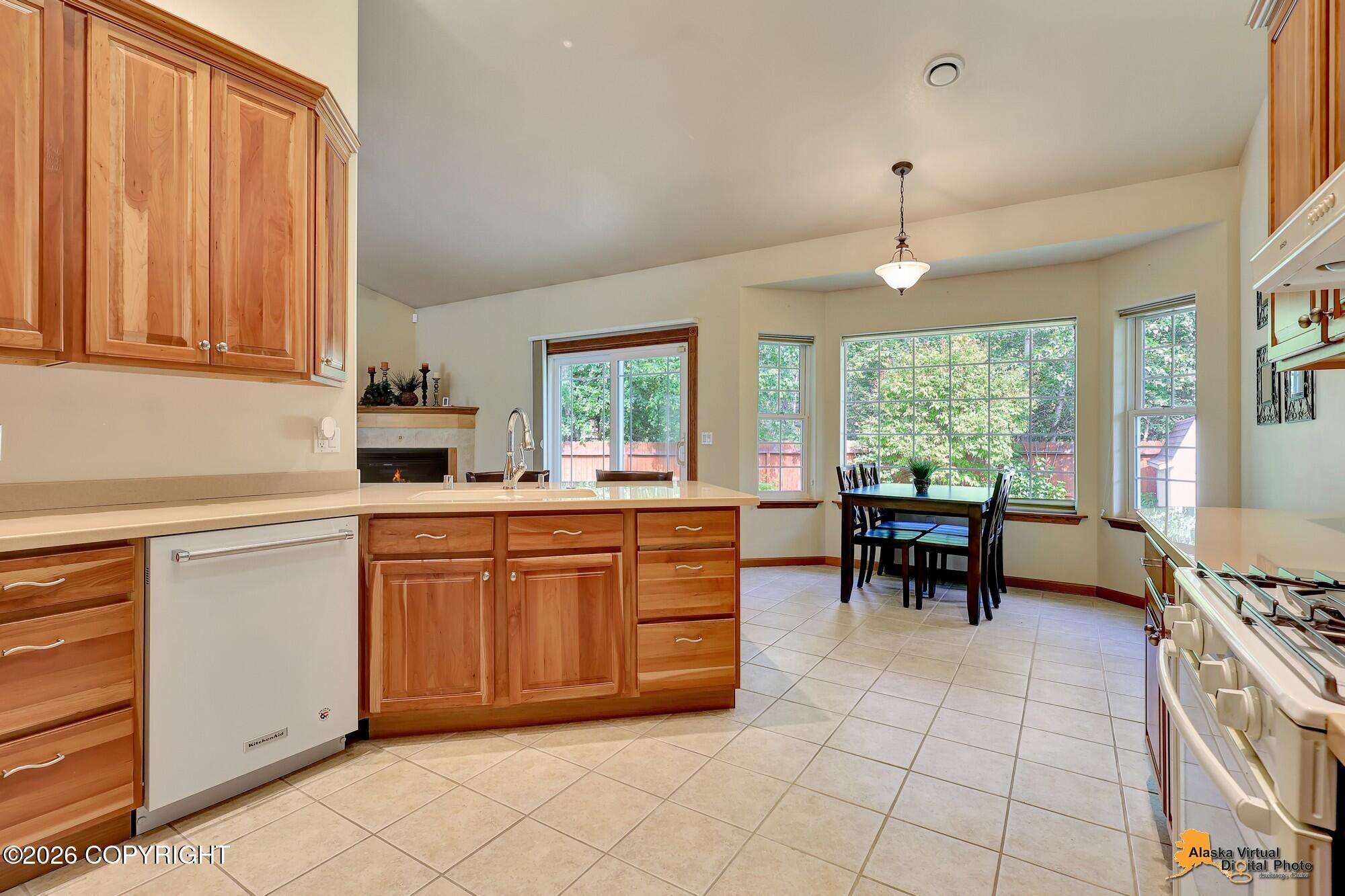 2491 W Stonebridge Drive Property Photo 19