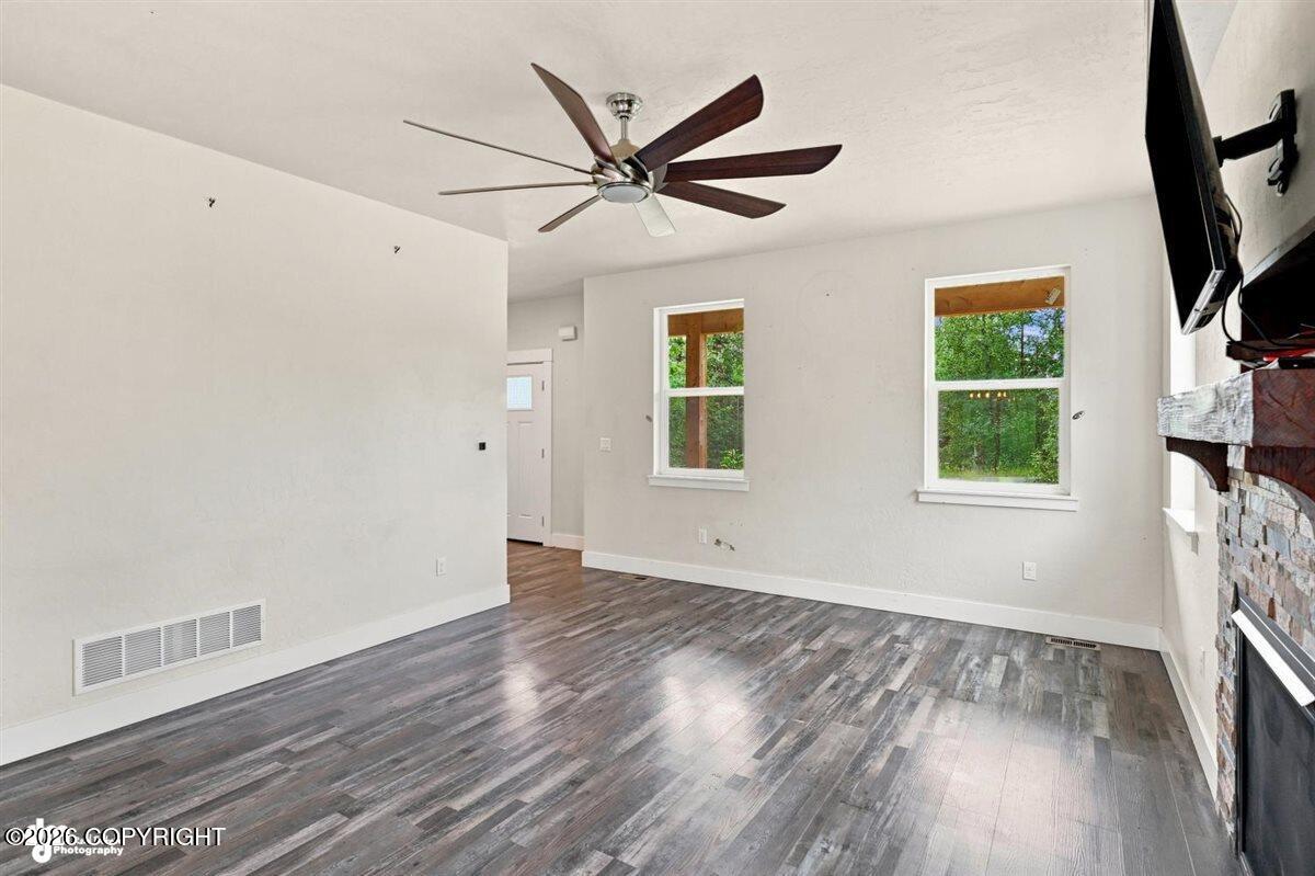2017 E Ridgeview Drive Property Photo 4