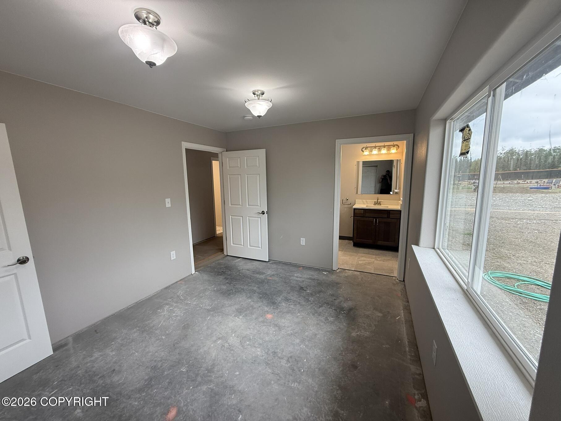 2561 S Ridgecrest Road Property Photo 12