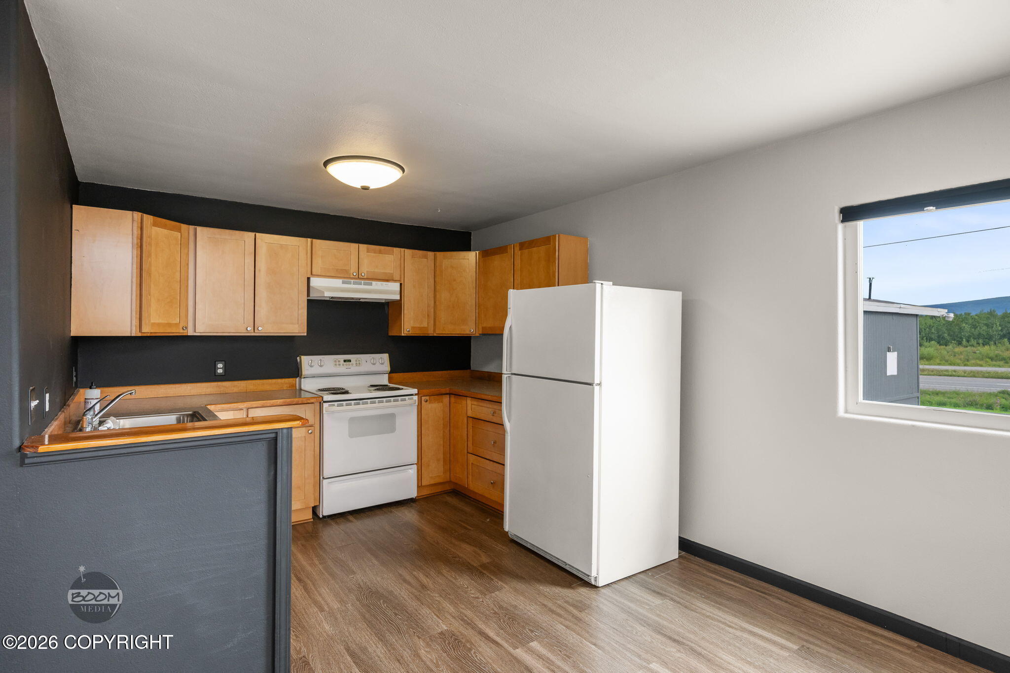 5320 W Parks Highway #2 Property Photo 8