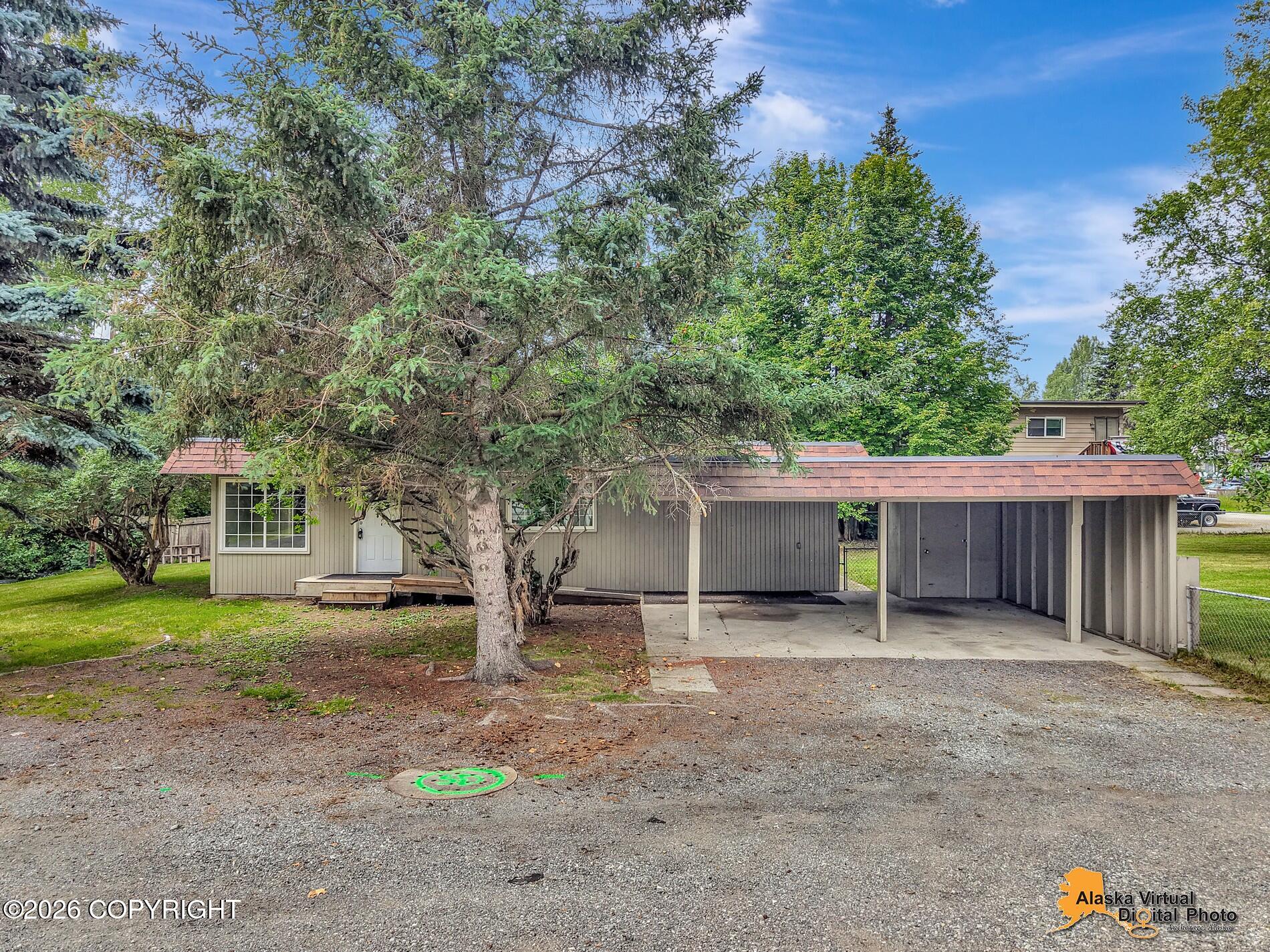 7440 Glade Place Property Photo 1